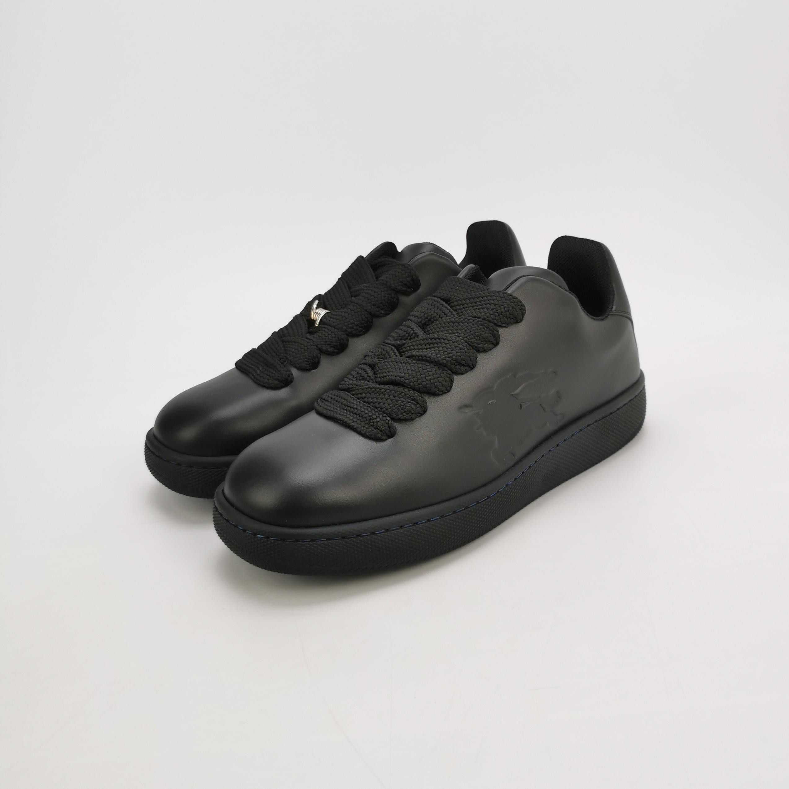 Burberry Burberry Logo Leather Low-Top Sneakers 44 Size US 11 / EU 44 - 2 Thumbnail