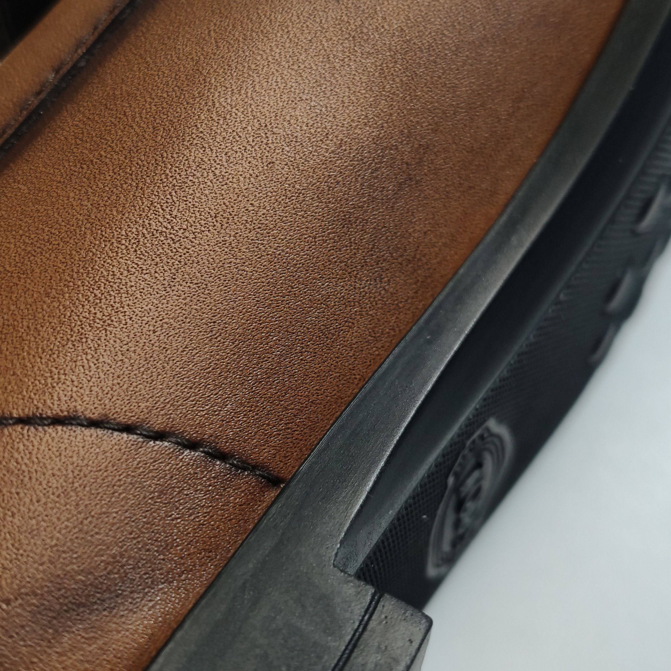 Tod's Tod's T-Logo Burnished Leather Loafers Size 7.5 Size US 7 / EU 40 - 7 Thumbnail