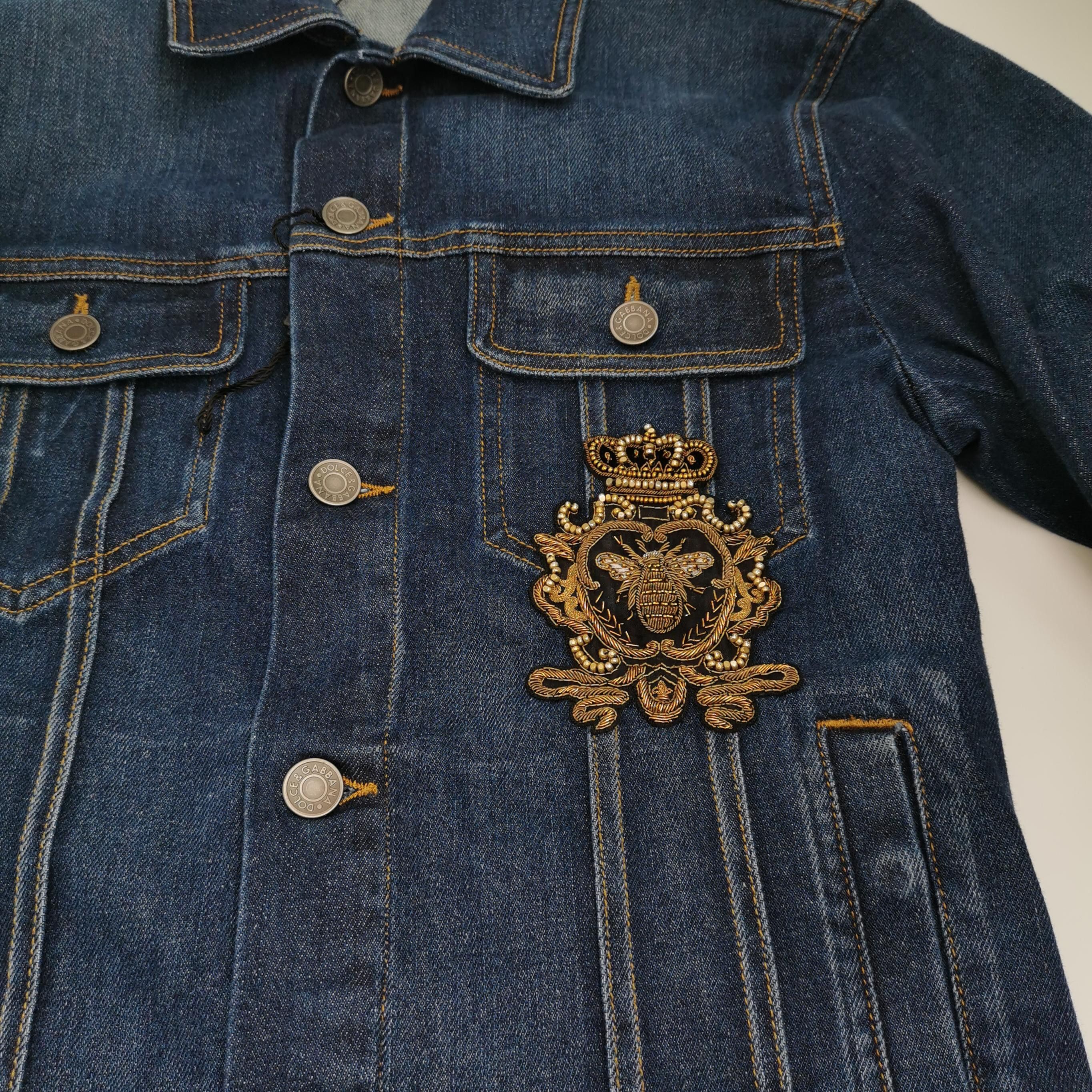 Dolce & Gabbana Dolce & Gabbana Bee Embroidery Denim Jacket Size 44 Size US S / EU 44-46 / 1 - 4 Thumbnail