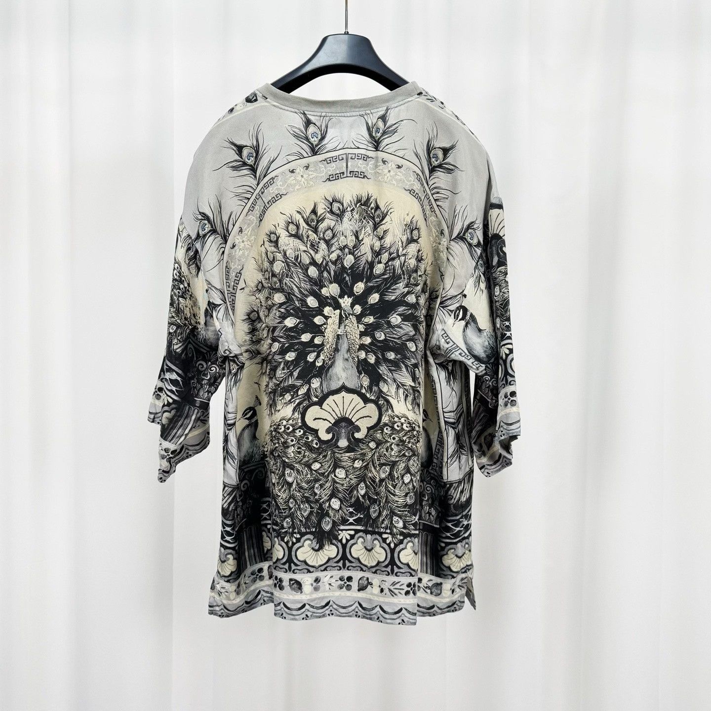 Dolce & Gabbana Dolce & Gabbana Peacock Print Silk T-Shirt EU 48 Size US M / EU 48-50 / 2 - 3 Thumbnail