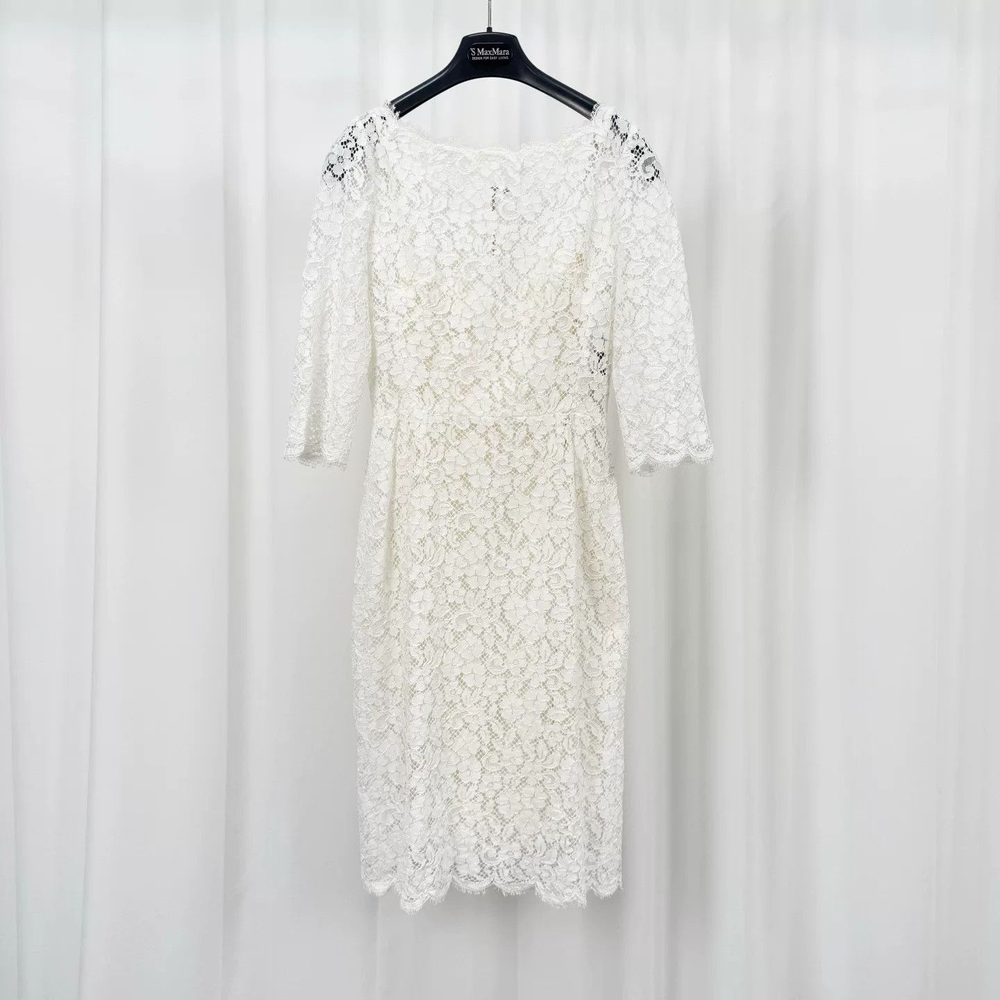 Dolce & Gabbana Dolce & Gabbana Crystal Button Lace Midi Dress 40 Size S / US 4 / IT 40 - 2 Thumbnail