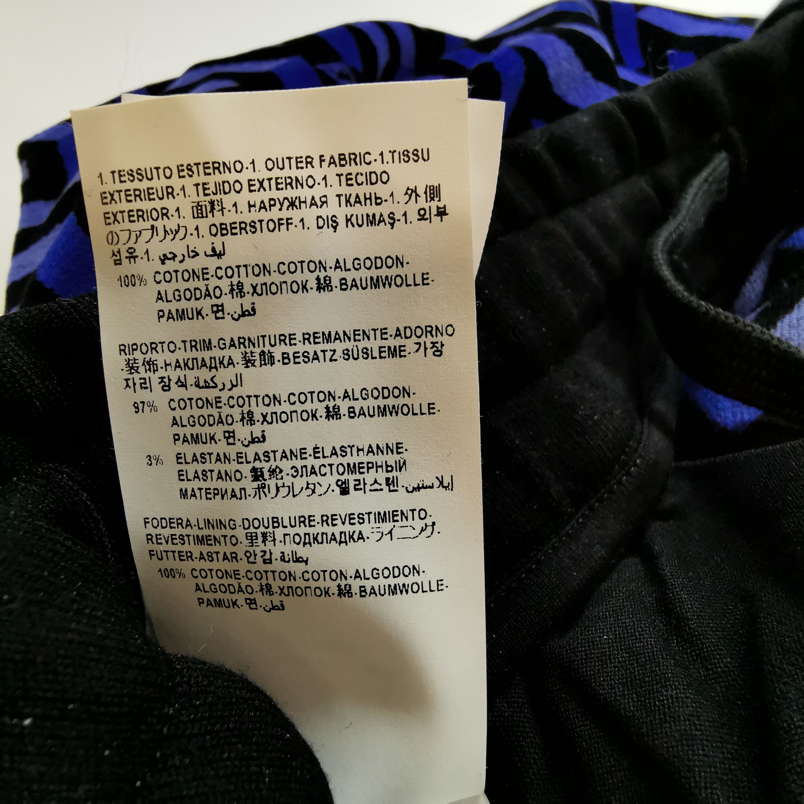 Versace Versace La Greca Monogram Sweatpants Size XL Size US 36 / EU 52 - 7 Thumbnail