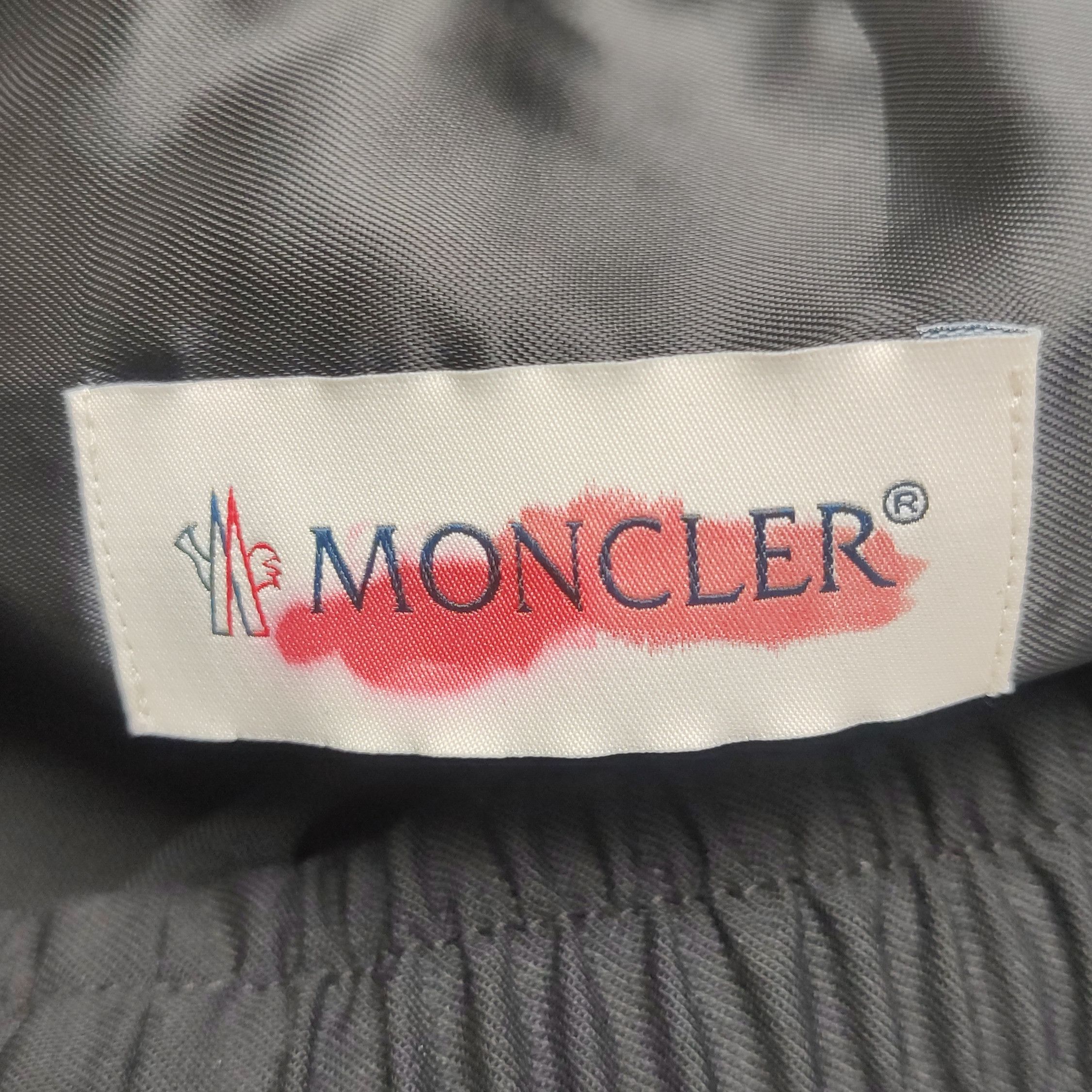 Moncler Moncler Wool Blend Logo Patch Casual Pants 42 Size US 26 / EU 42 - 6 Thumbnail