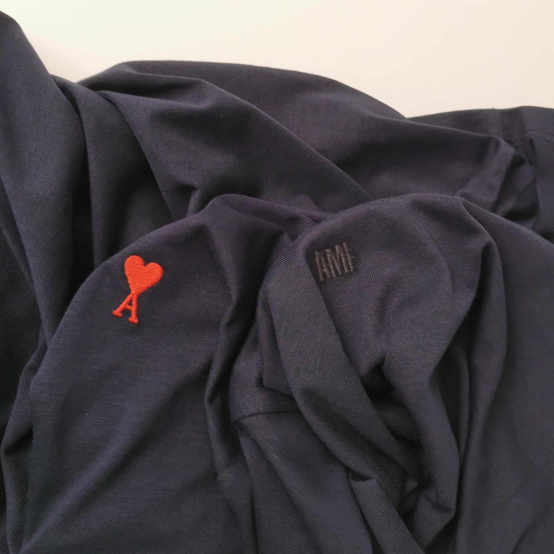 AMI AMI Heart Logo T-Shirt Size L Size US L / EU 52-54 / 3 - 4 Thumbnail