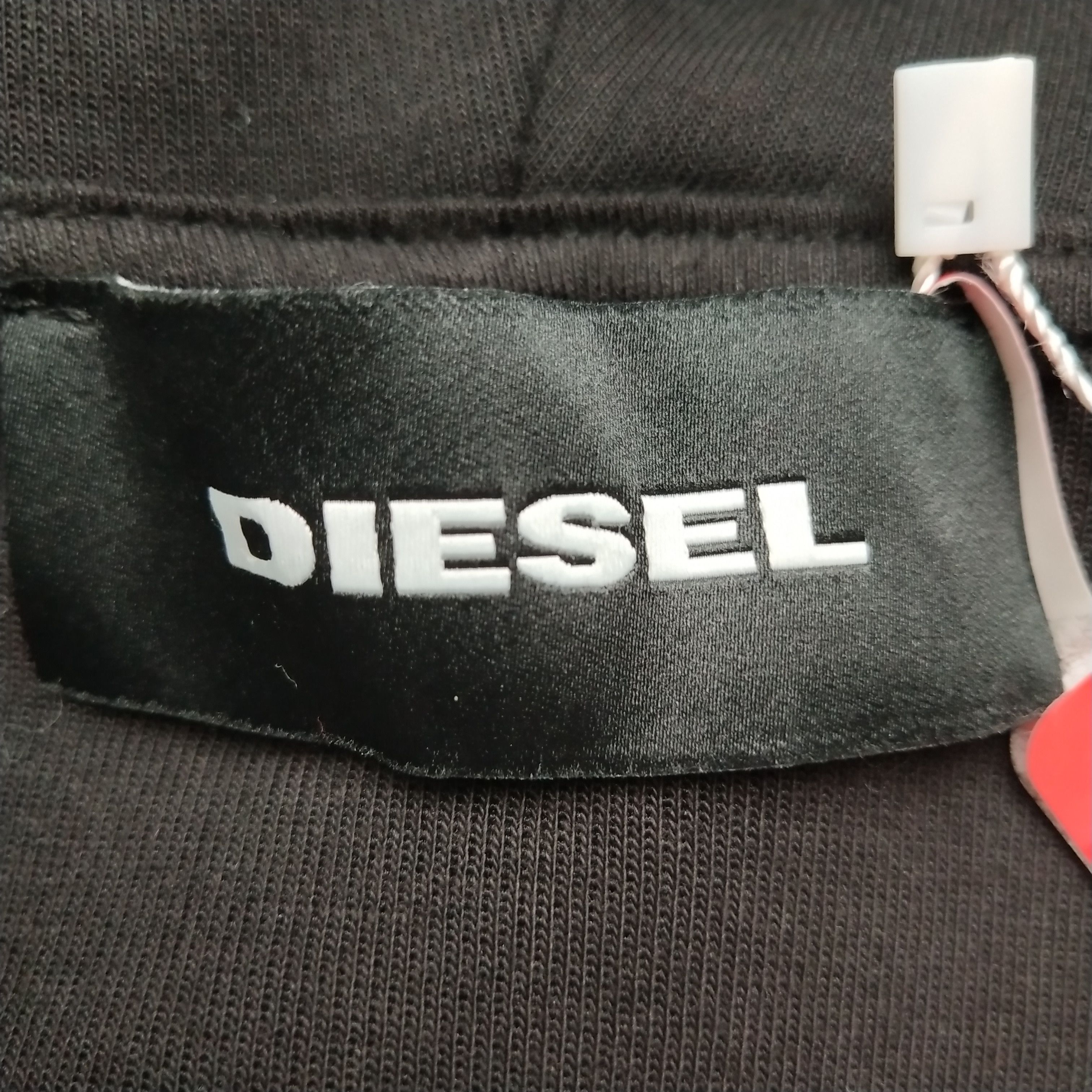 Diesel Diesel Embossed Logo Zip Up Hoodie M Size US M / EU 48-50 / 2 - 7 Thumbnail