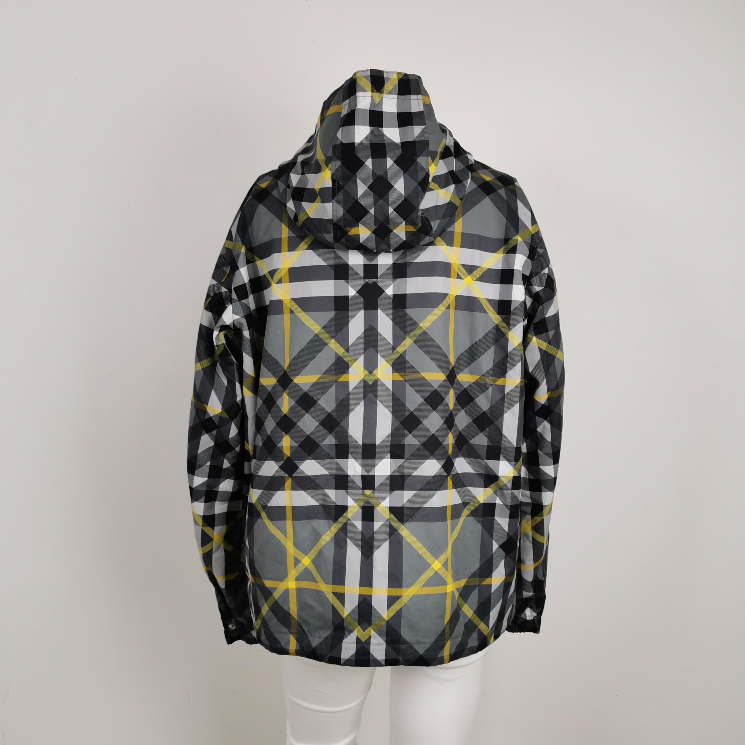 Burberry Burberry Checked Hooded Jacket Size L Size US L / EU 52-54 / 3 - 3 Thumbnail