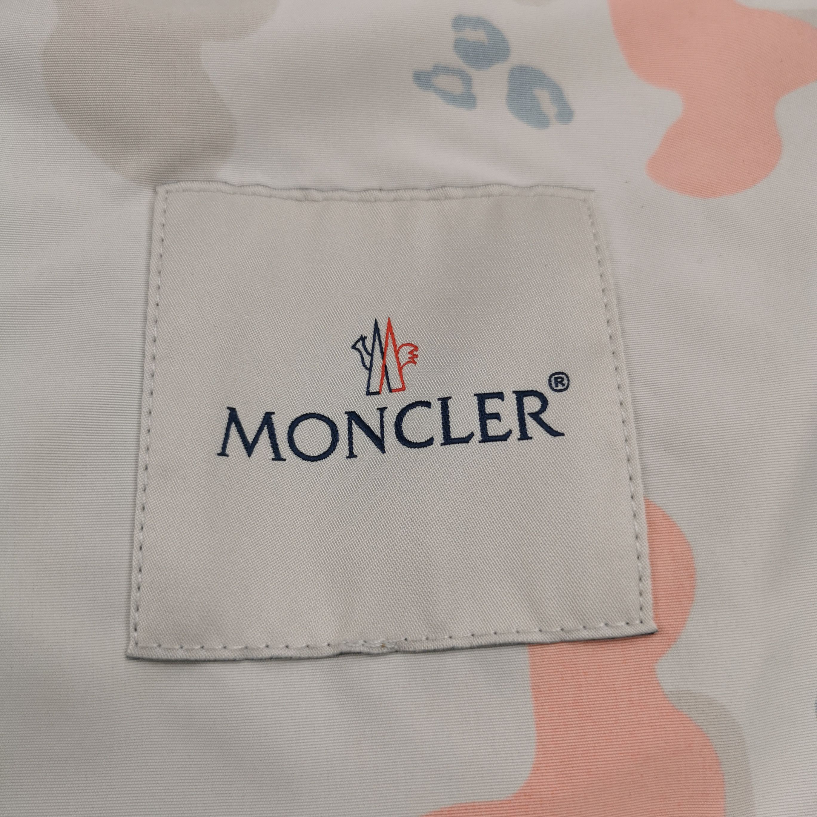 Moncler Moncler Camouflage Adour Hooded Jacket Size 2 Size US M / EU 48-50 / 2 - 7 Thumbnail