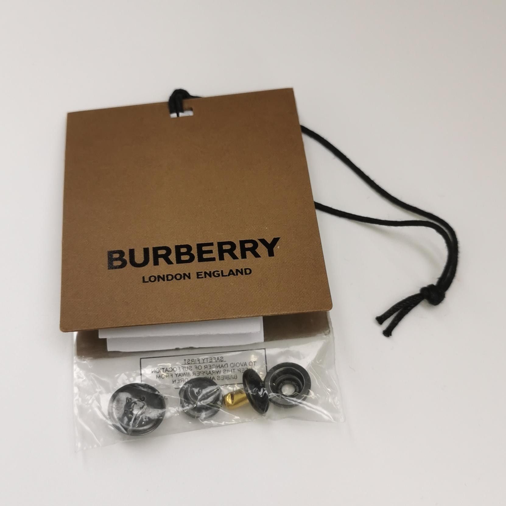 Burberry Burberry Gray Plaid Zip-Up Jacket Size M Size US M / EU 48-50 / 2 - 5 Thumbnail