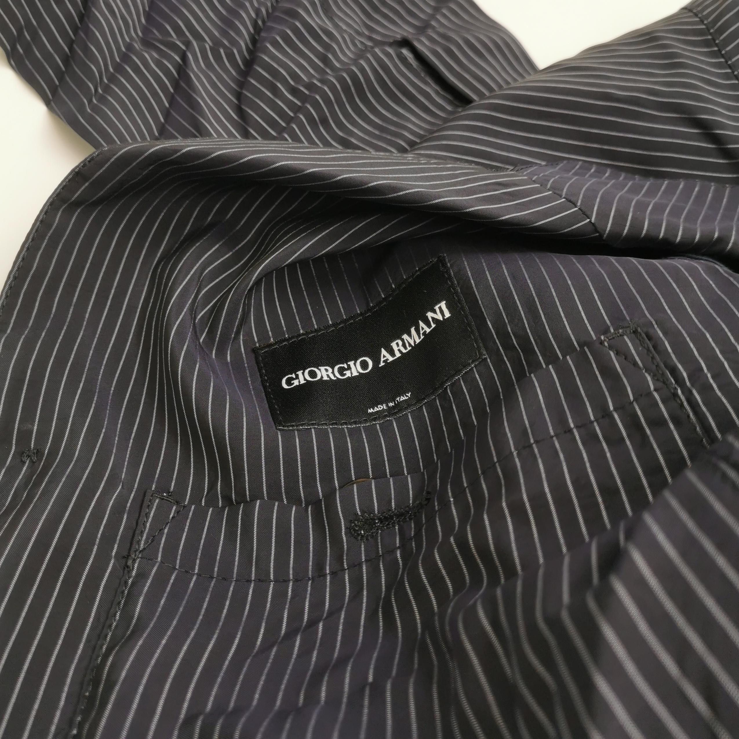 Giorgio Armani Giorgio Armani Pinstripe Viscose Blazer 38R Size 38R - 4 Thumbnail
