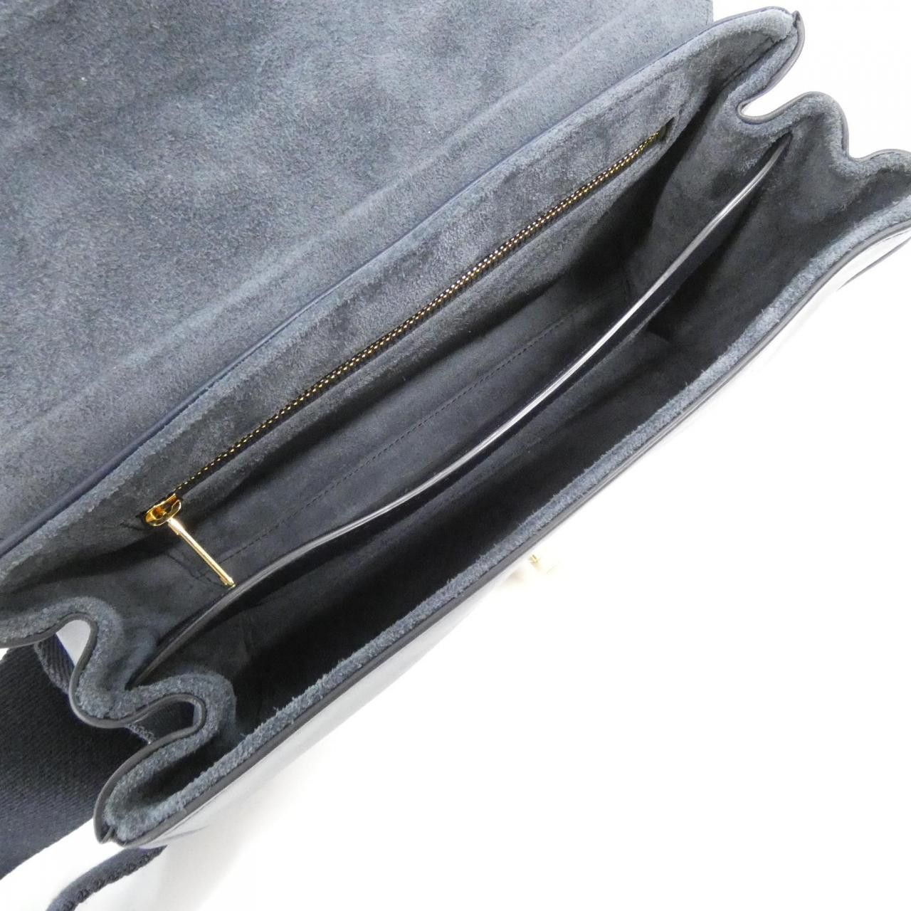 Celine Celine Celine Teen Soft 16 Calf Shoulder Bag Leather Shoulder Bag 196853CR4 DUTY FREE for USA Size ONE SIZE - 5 Thumbnail