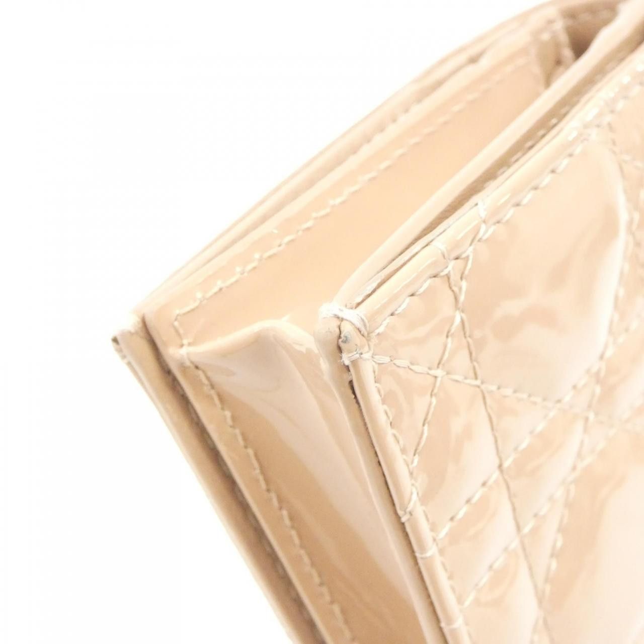 Dior Dior Christian Dior Lady Dior Patent Leather Wallet Plastic / Synthetic Short Wallet S0178OVRB DUTY FREE for USA Size ONE SIZE - 2 Thumbnail