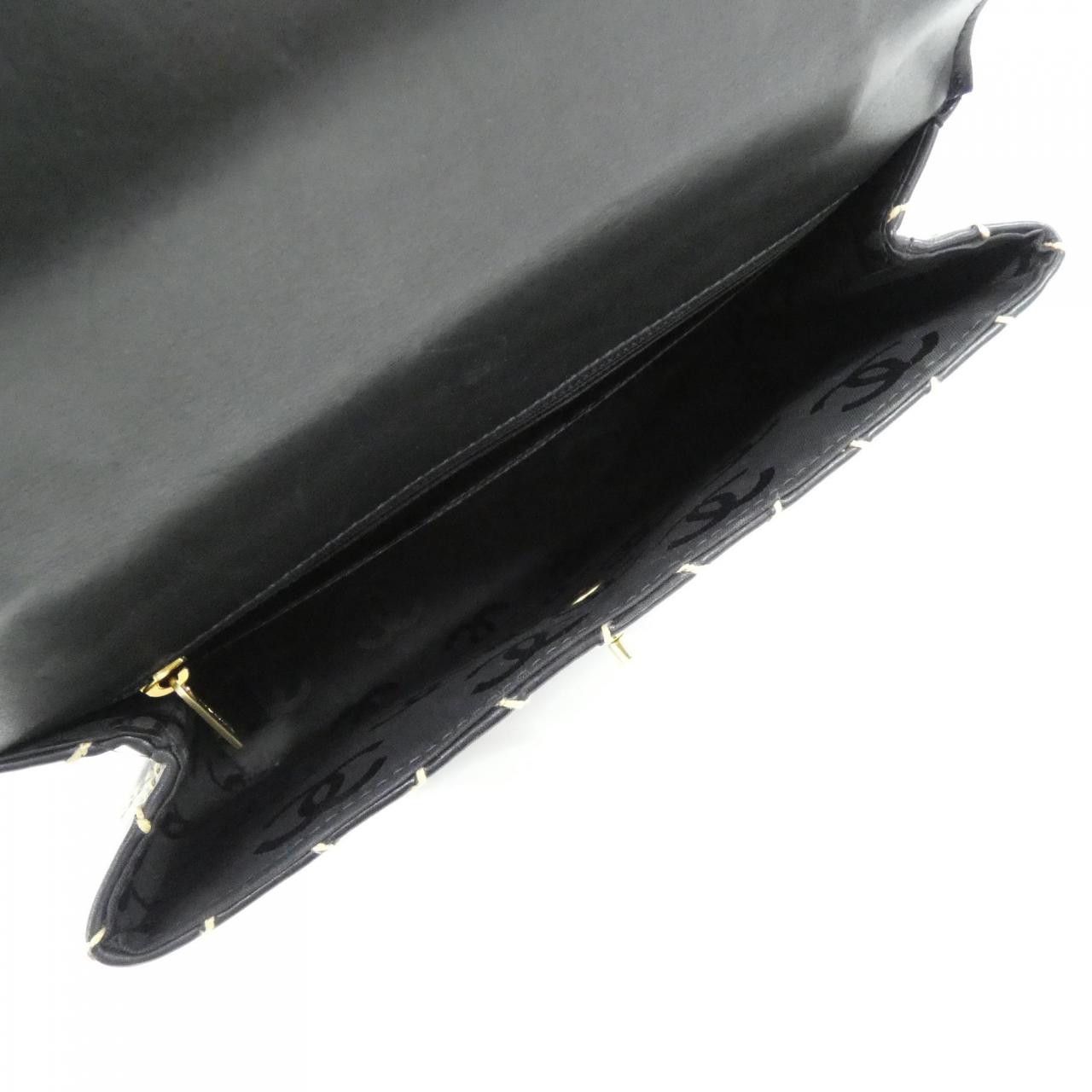Chanel Chanel Chanel Wild Stitch Calf Shoulder Bag Leather Shoulder Bag DUTY FREE for USA Size ONE SIZE - 7 Thumbnail