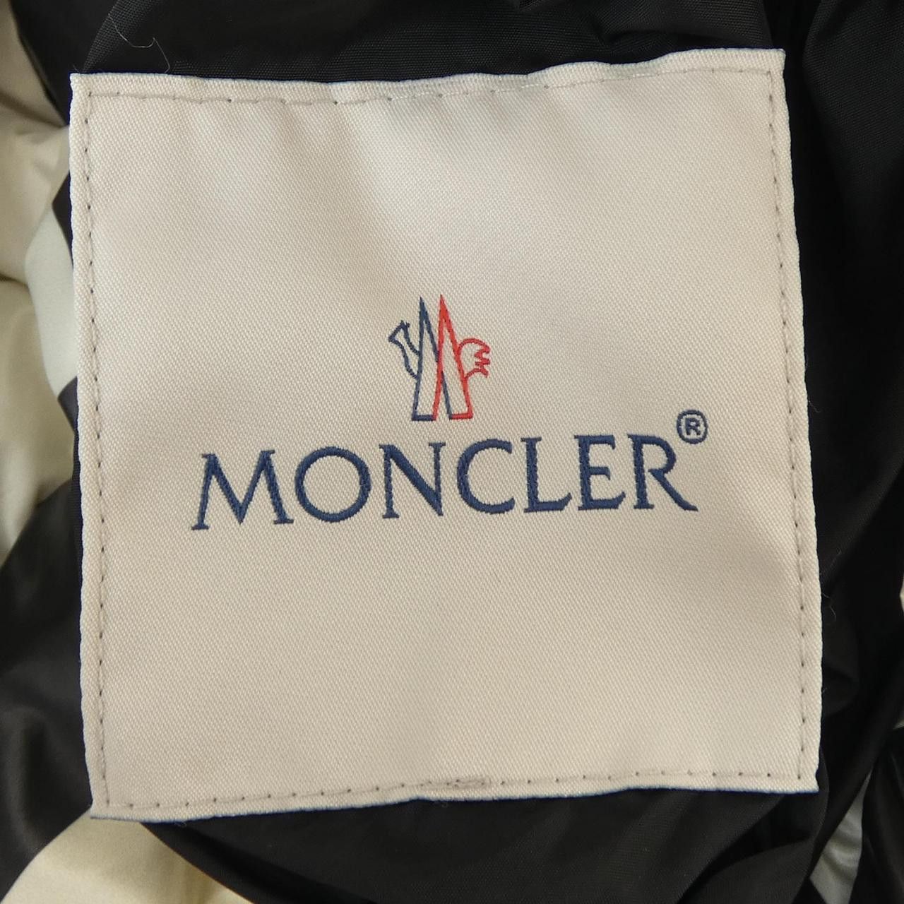 Moncler Moncler Moncler HORDELYME Down Jacket Textile Outerwear HORDELYME DUTY FREE for USA Size ONE SIZE - 5 Thumbnail