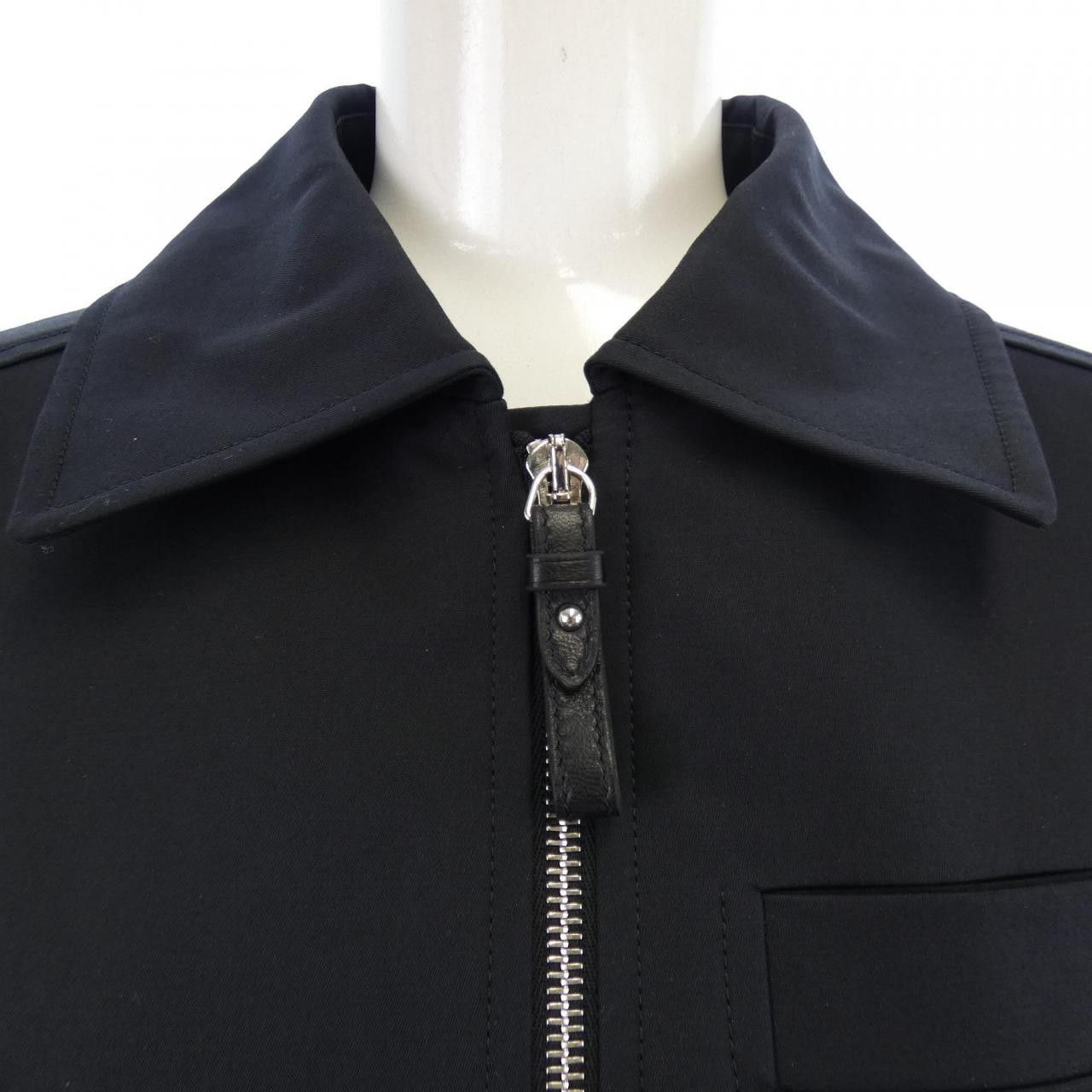Hermes Hermes Hermes Hand Strap Slider Jacket Others Outerwear DUTY FREE for USA Size ONE SIZE - 5 Thumbnail