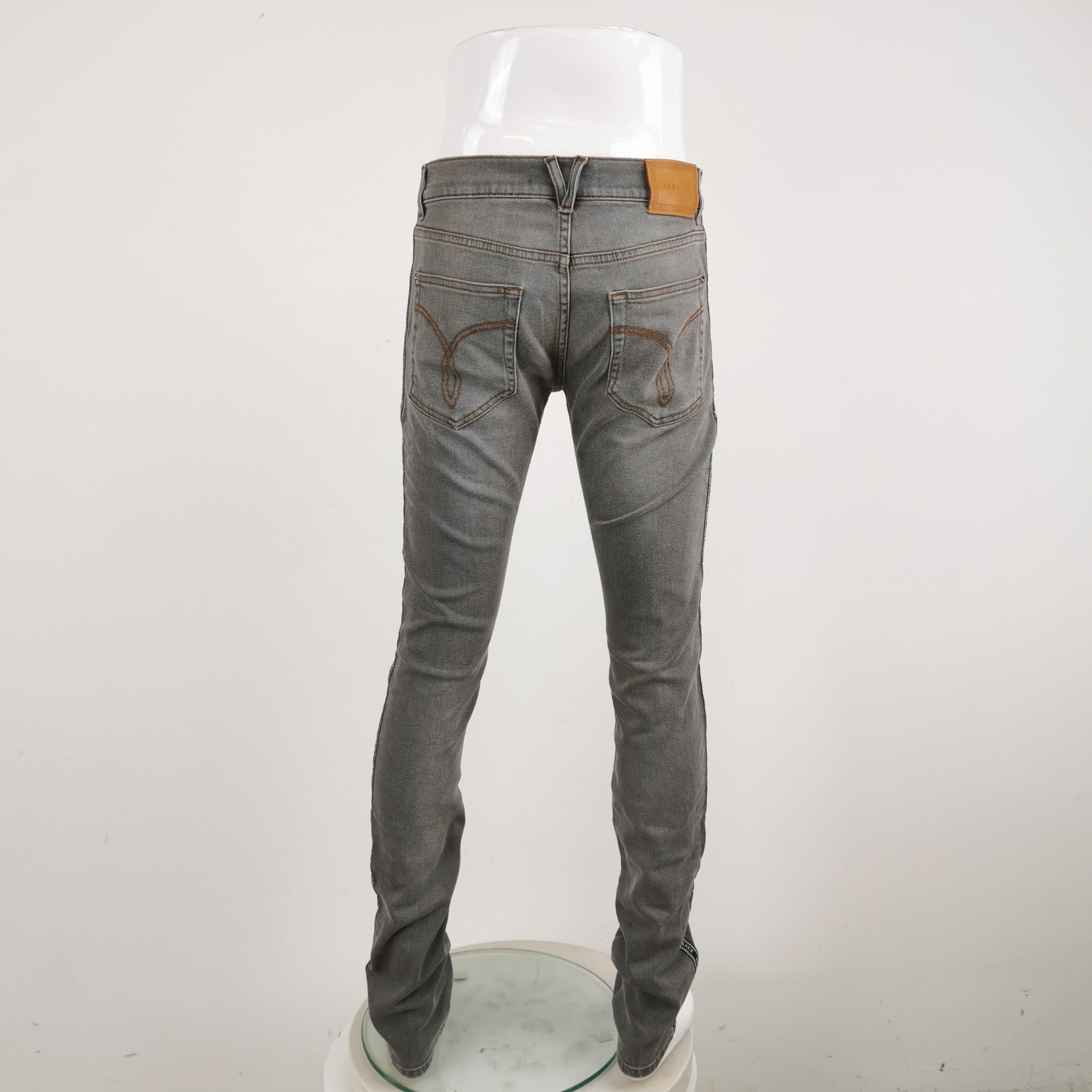Versace Versace Logo Patch Slim Jeans Gray 30 Size US 30 / EU 46 - 4 Thumbnail