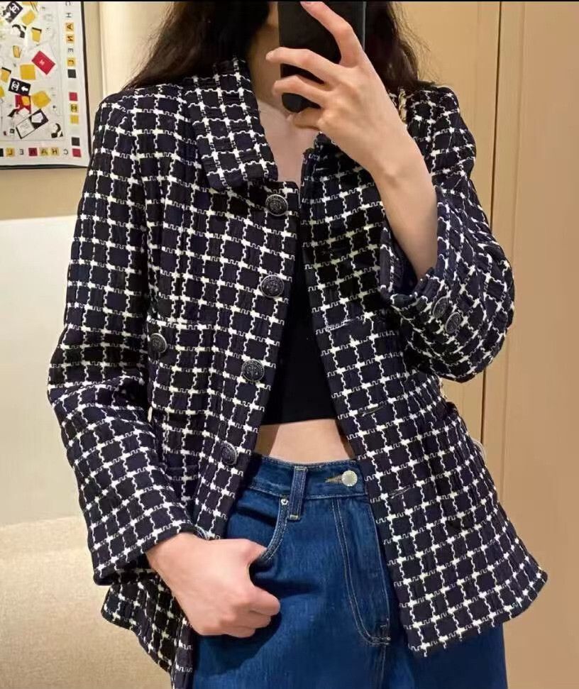 Chanel Chanel Hamburg Collection Grid Tweed Jacket 38 Size S / US 4 / IT 40 - 9 Thumbnail