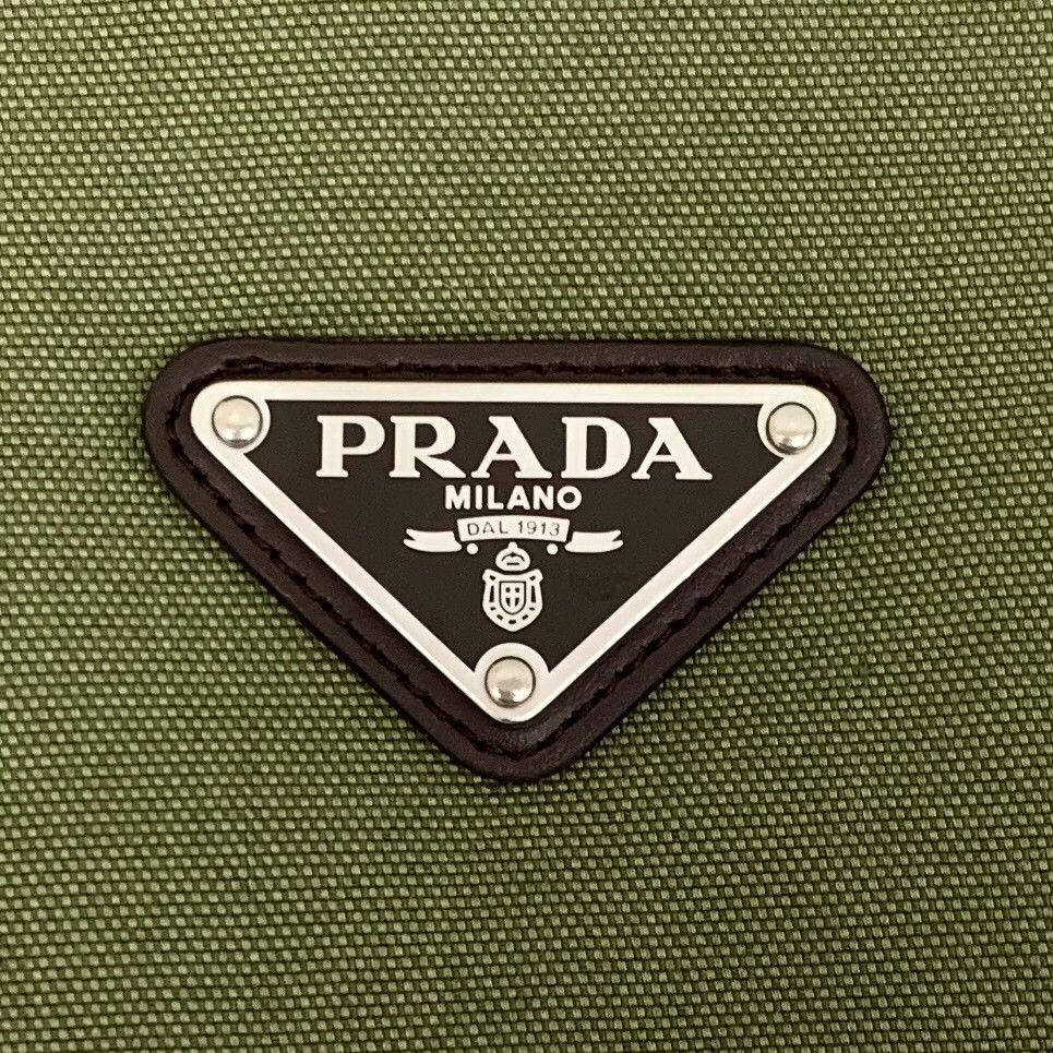 Prada Prada Re-Nylon Triangle Logo Jacket 38 Size XS / US 0-2 / IT 36-38 - 6 Thumbnail