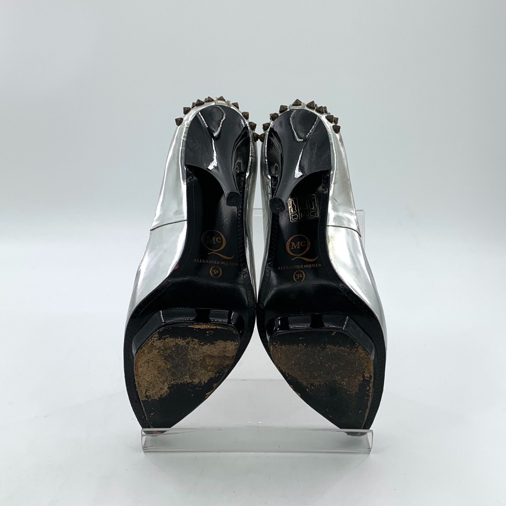 Alexander McQueen Alexander McQueen Silver Studded Heels 36 Size US 6 / IT 36 - 6 Thumbnail