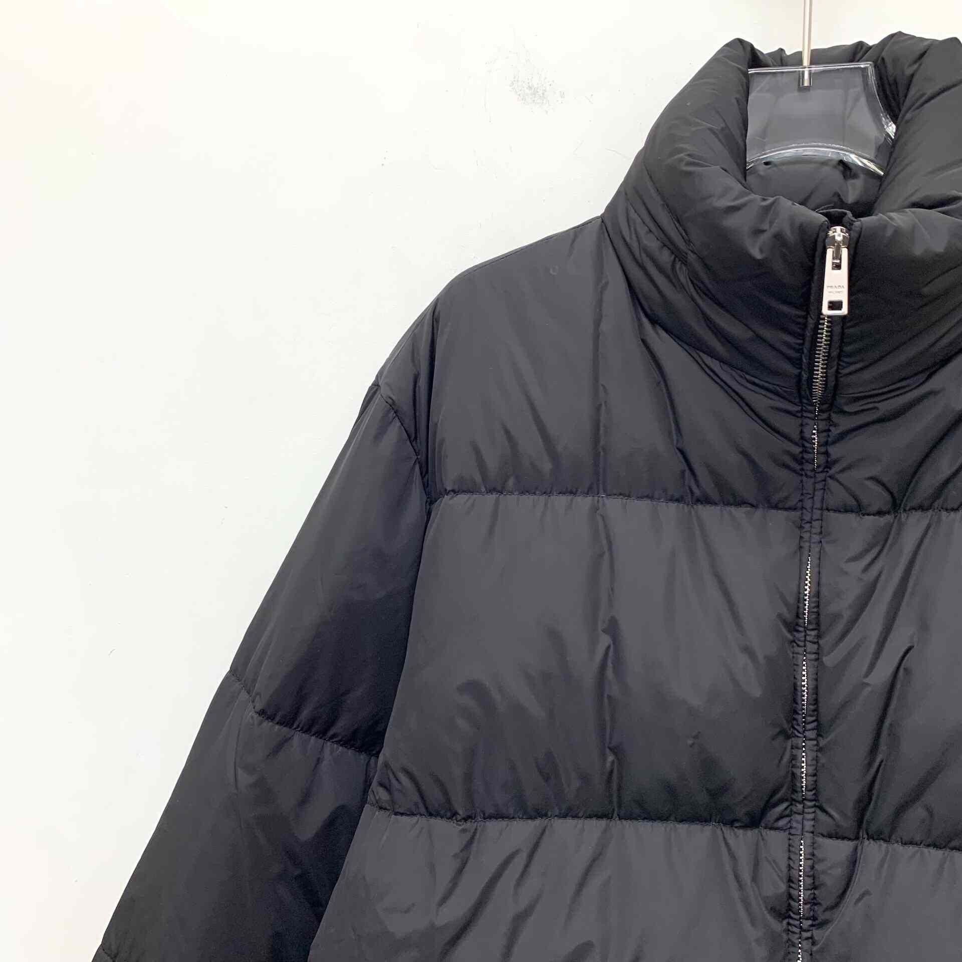 Prada Prada Triangle Logo Stand Collar Puffer Jacket Size 38 Size XS / US 0-2 / IT 36-38 - 4 Thumbnail