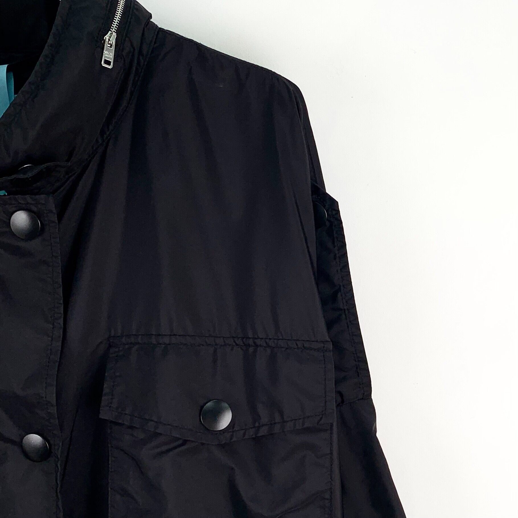 Prada Prada Multi-Pocket Nylon Windbreaker Jacket IT 40 Size S / US 4 / IT 40 - 4 Thumbnail