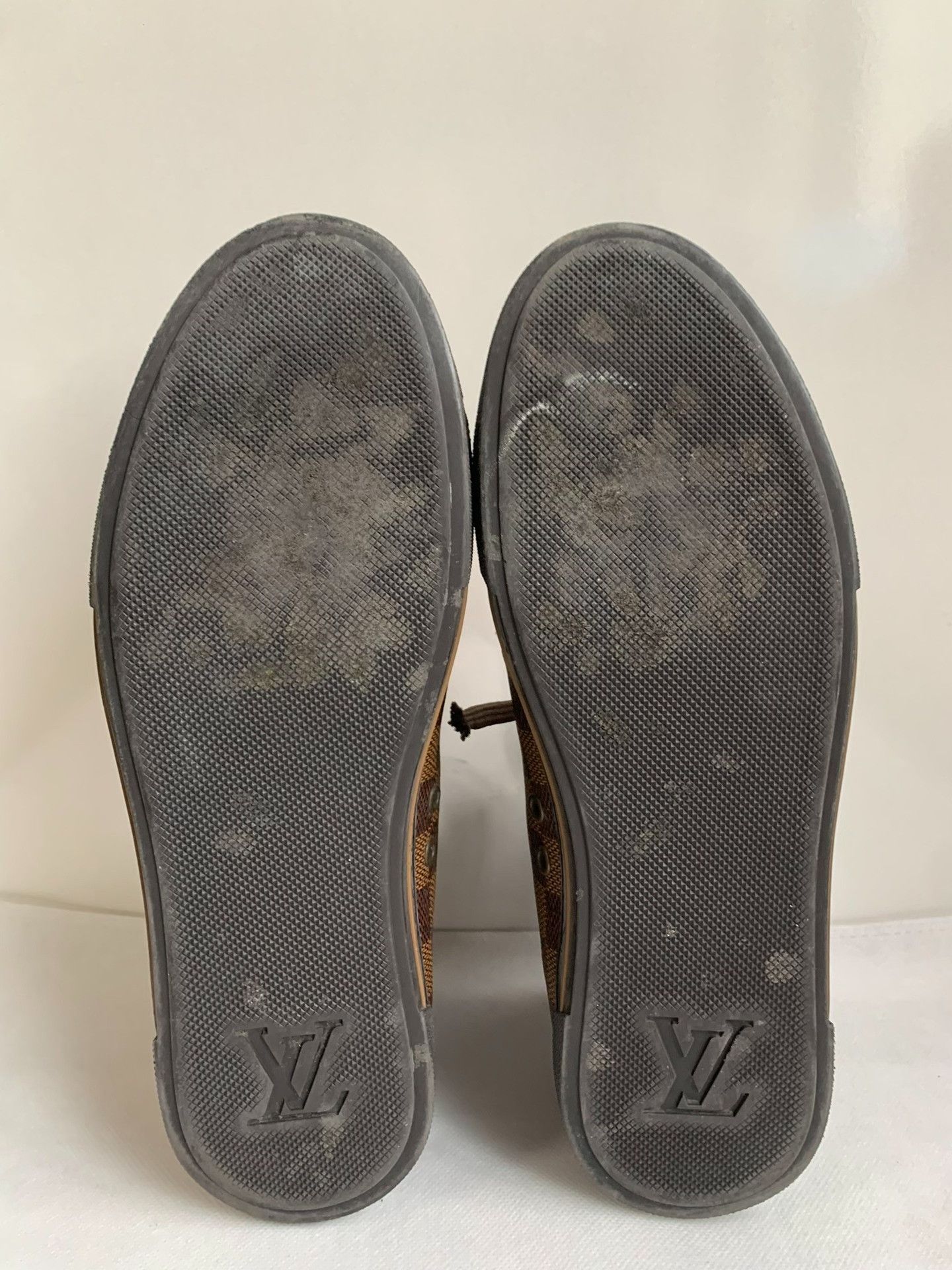 Louis Vuitton Louis Vuitton Damier Ebene Hi-Top Sneakers US 7 Size US 7 / EU 40 - 10 Thumbnail