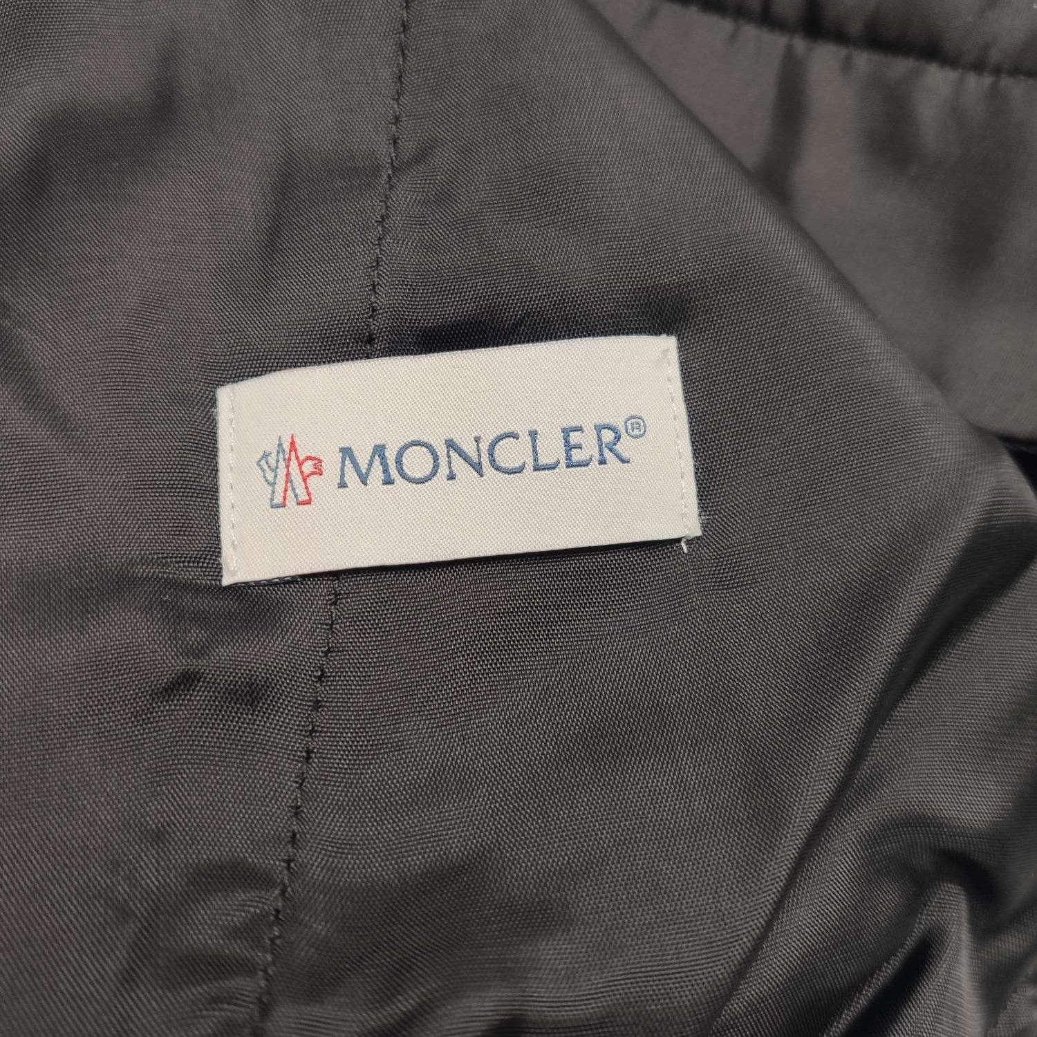 Moncler Moncler Logo Waistband Casual Pants Size 50 Size US 34 / EU 50 - 6 Thumbnail