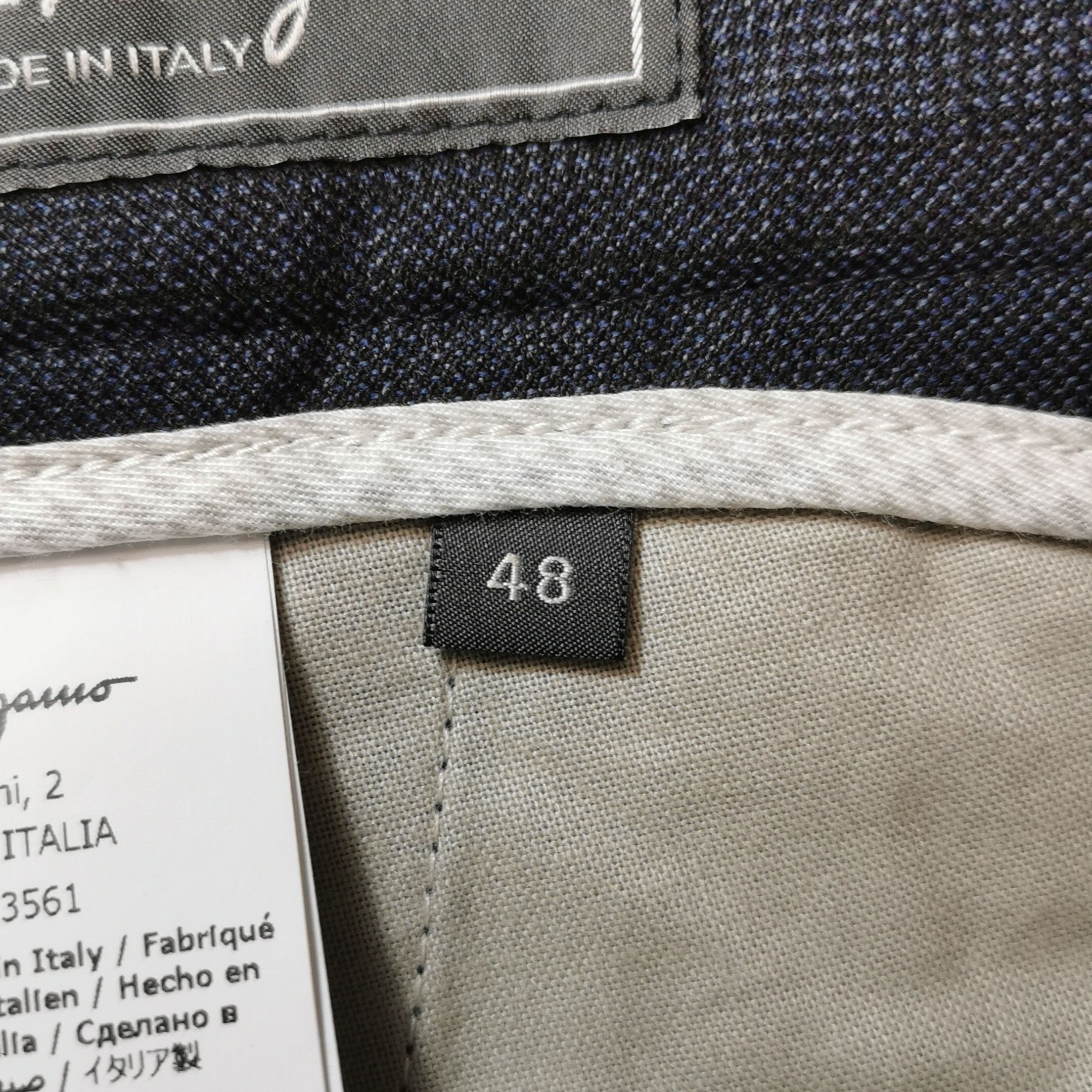 Salvatore Ferragamo Salvatore Ferragamo Navy Wool Blend Trousers 48 Size US 32 / EU 48 - 7 Thumbnail