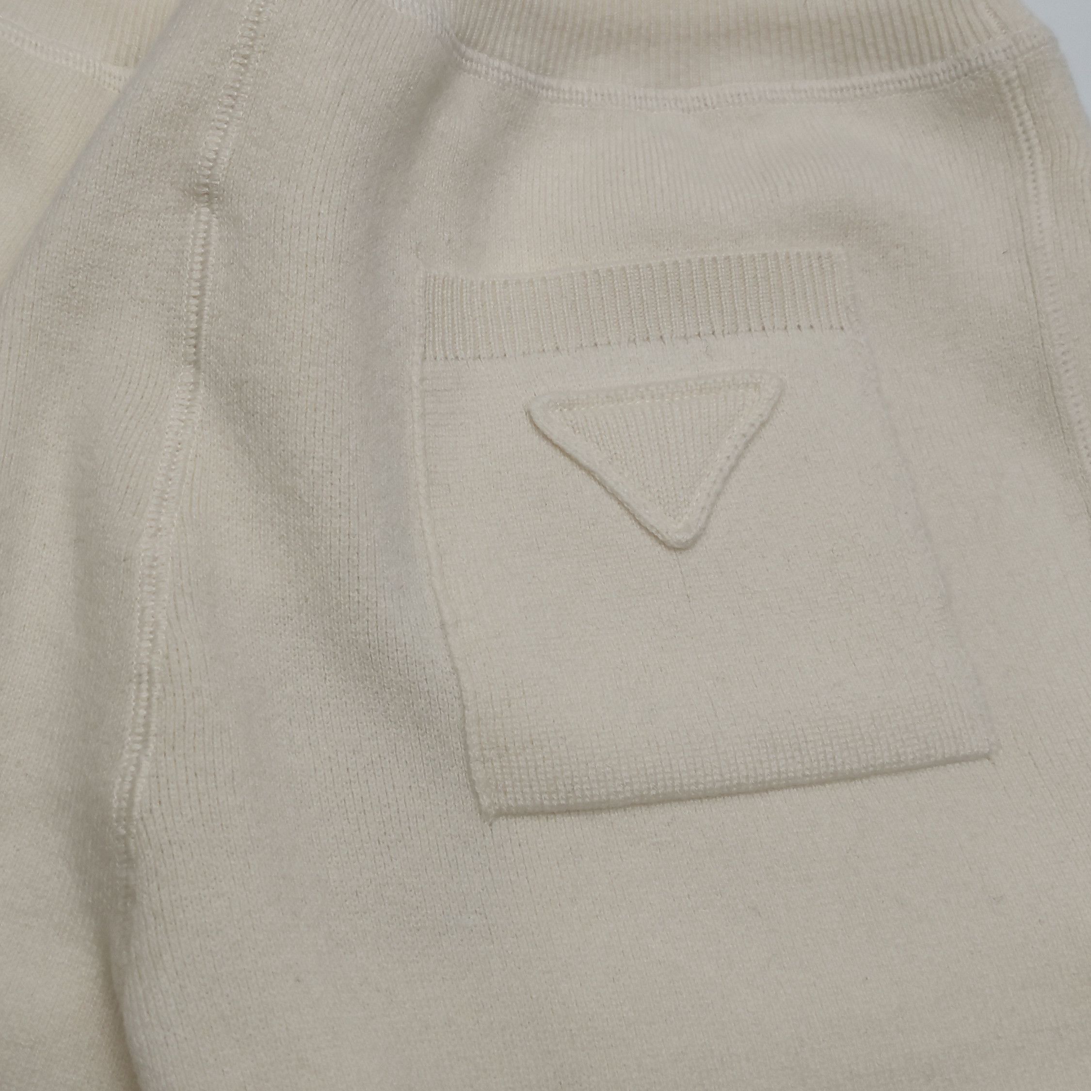 Prada Prada Cashmere Knit Joggers Size 34 Size US 34 / EU 50 - 10 Thumbnail