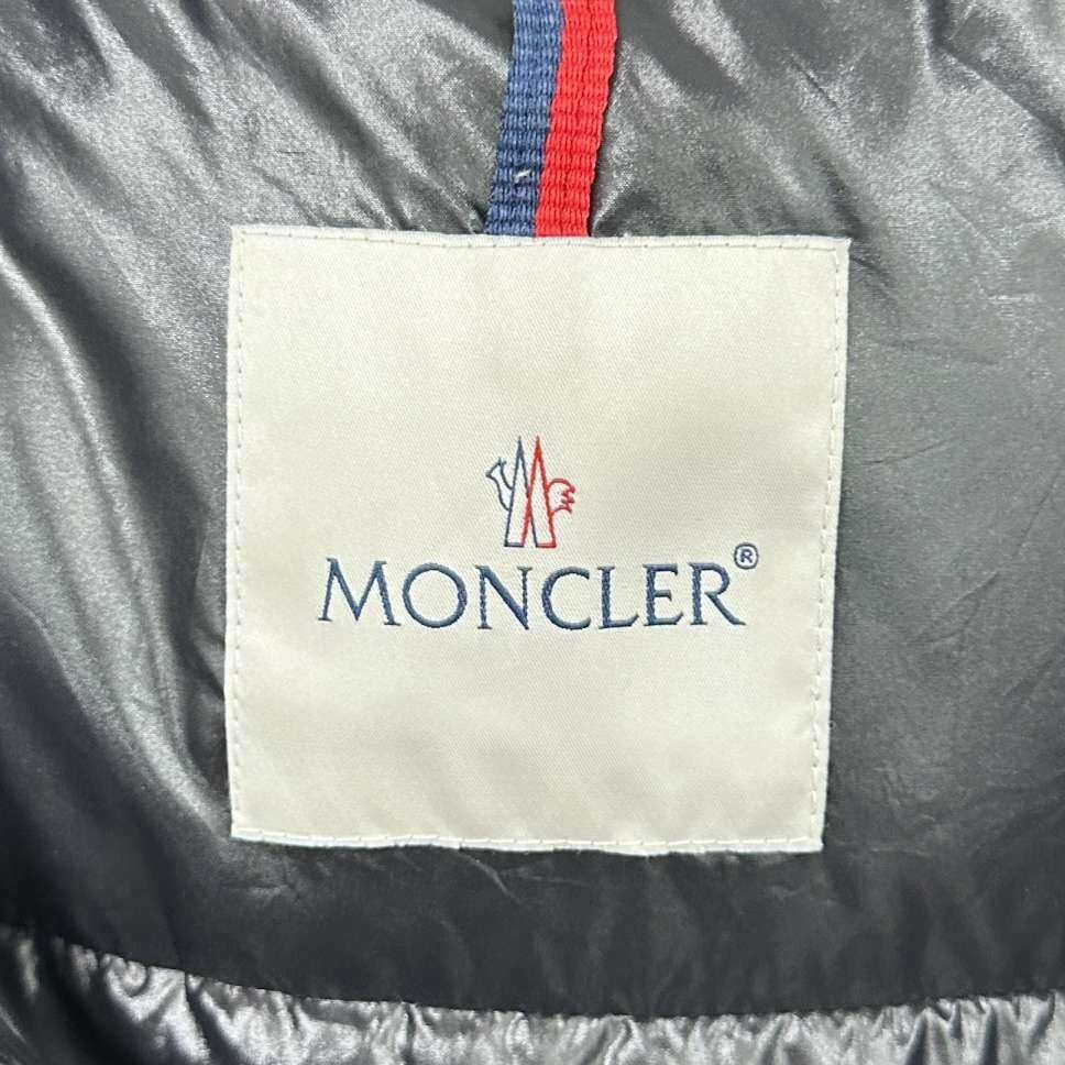 Moncler Moncler Down Down Jacket L Women Size L / US 10 / IT 46 - 5 Thumbnail