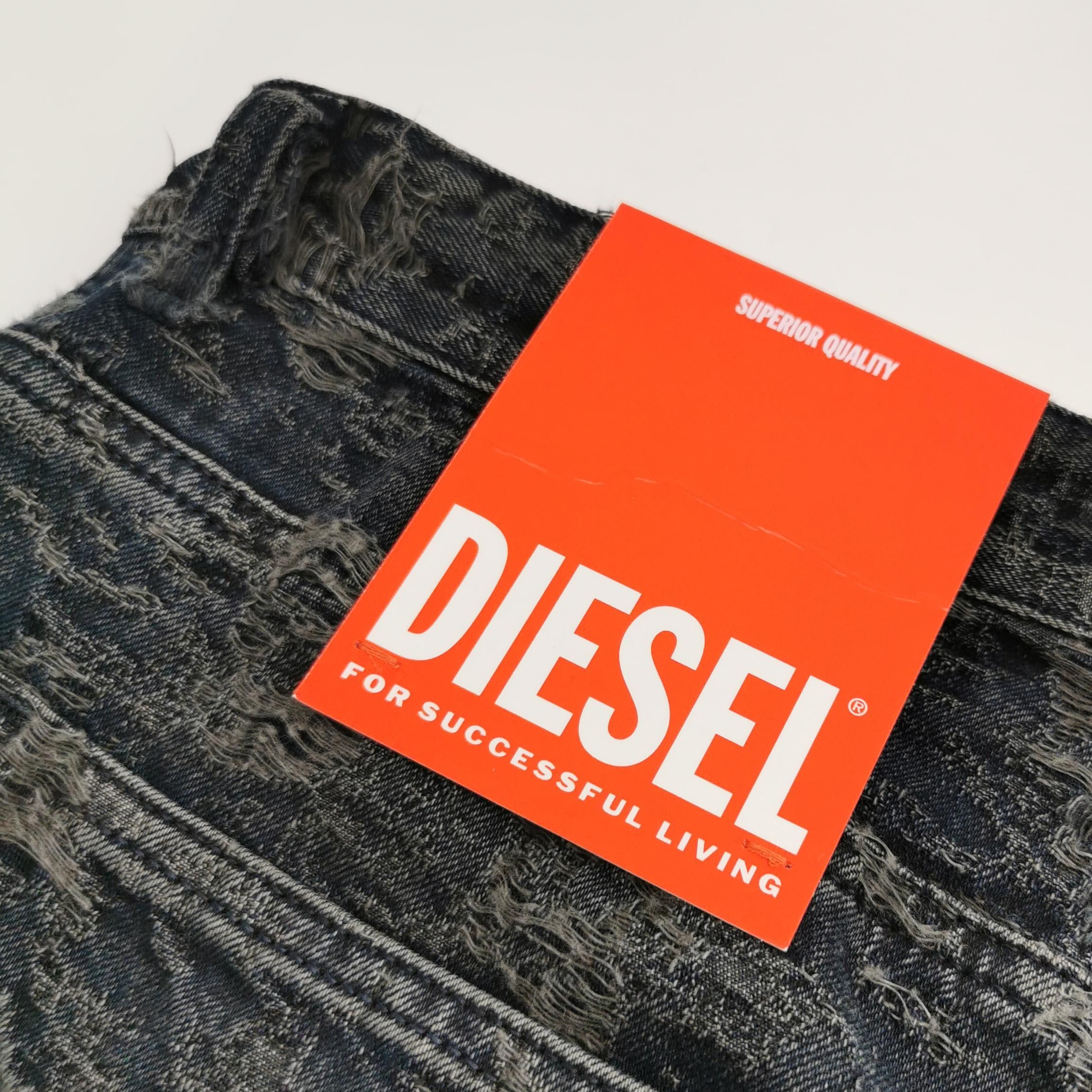 Diesel Diesel Distressed Washed Denim W27 Size US 27 - 5 Thumbnail