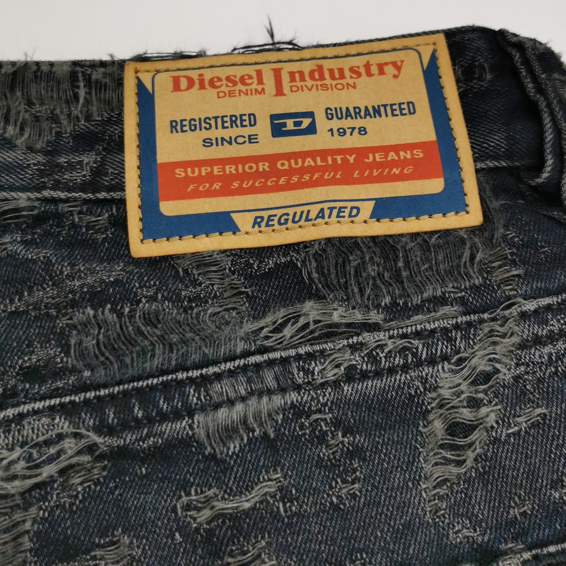 Diesel Diesel Distressed Washed Denim W27 Size US 27 - 4 Thumbnail