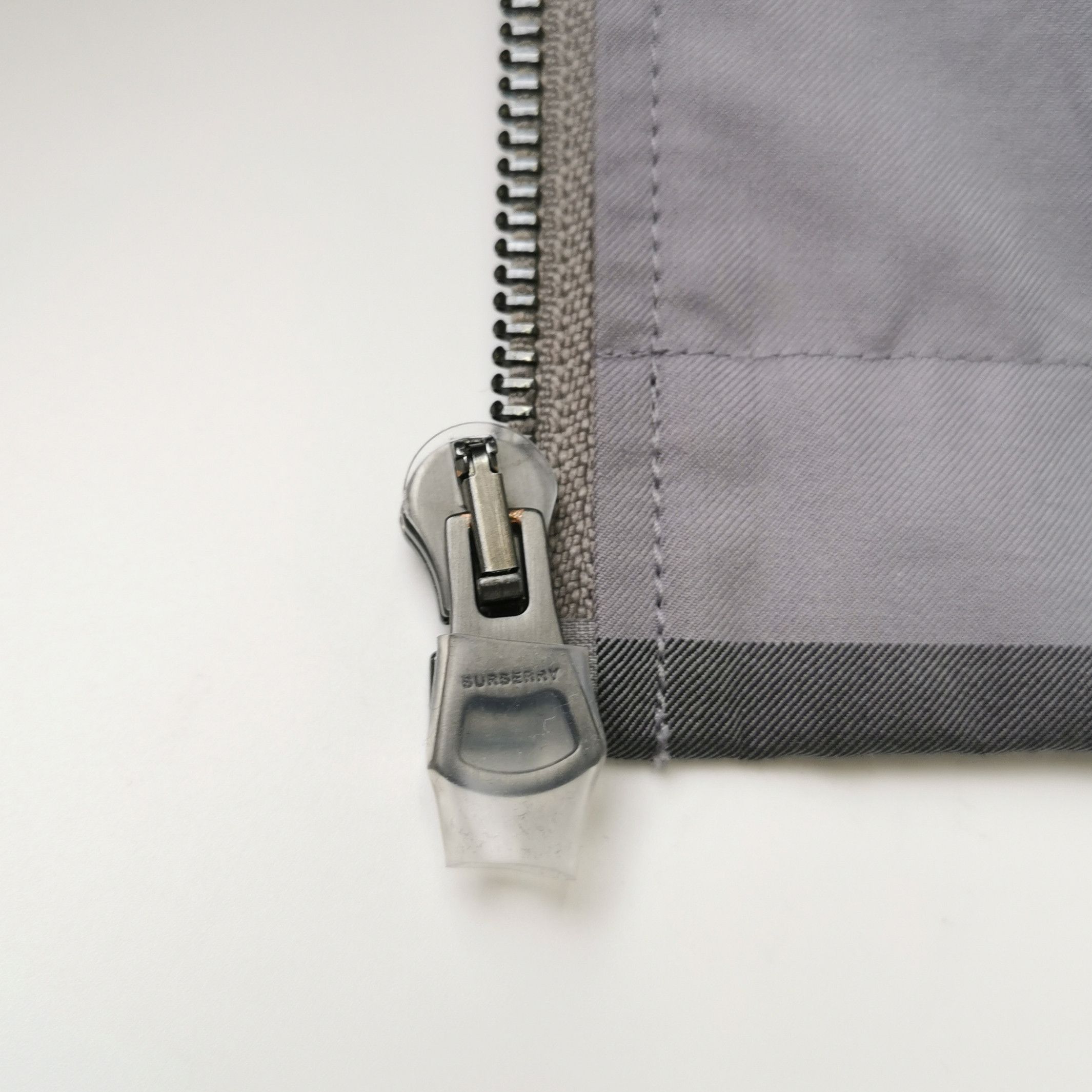Burberry Burberry Grey Check Cotton Zip Up Jacket M Size US M / EU 48-50 / 2 - 4 Thumbnail