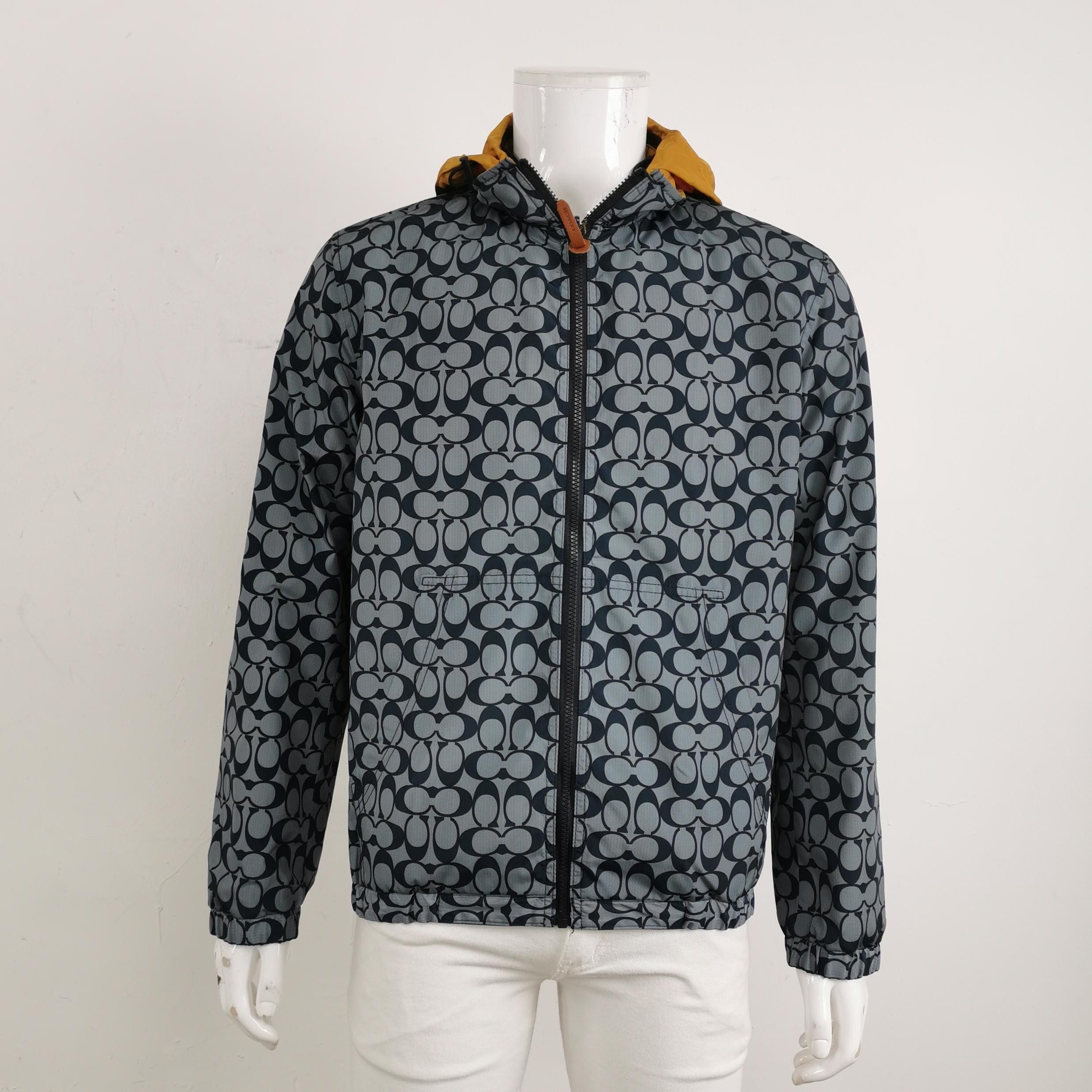 Coach Coach Reversible Hooded Signature Jacket Size M Size US M / EU 48-50 / 2 - 4 Thumbnail