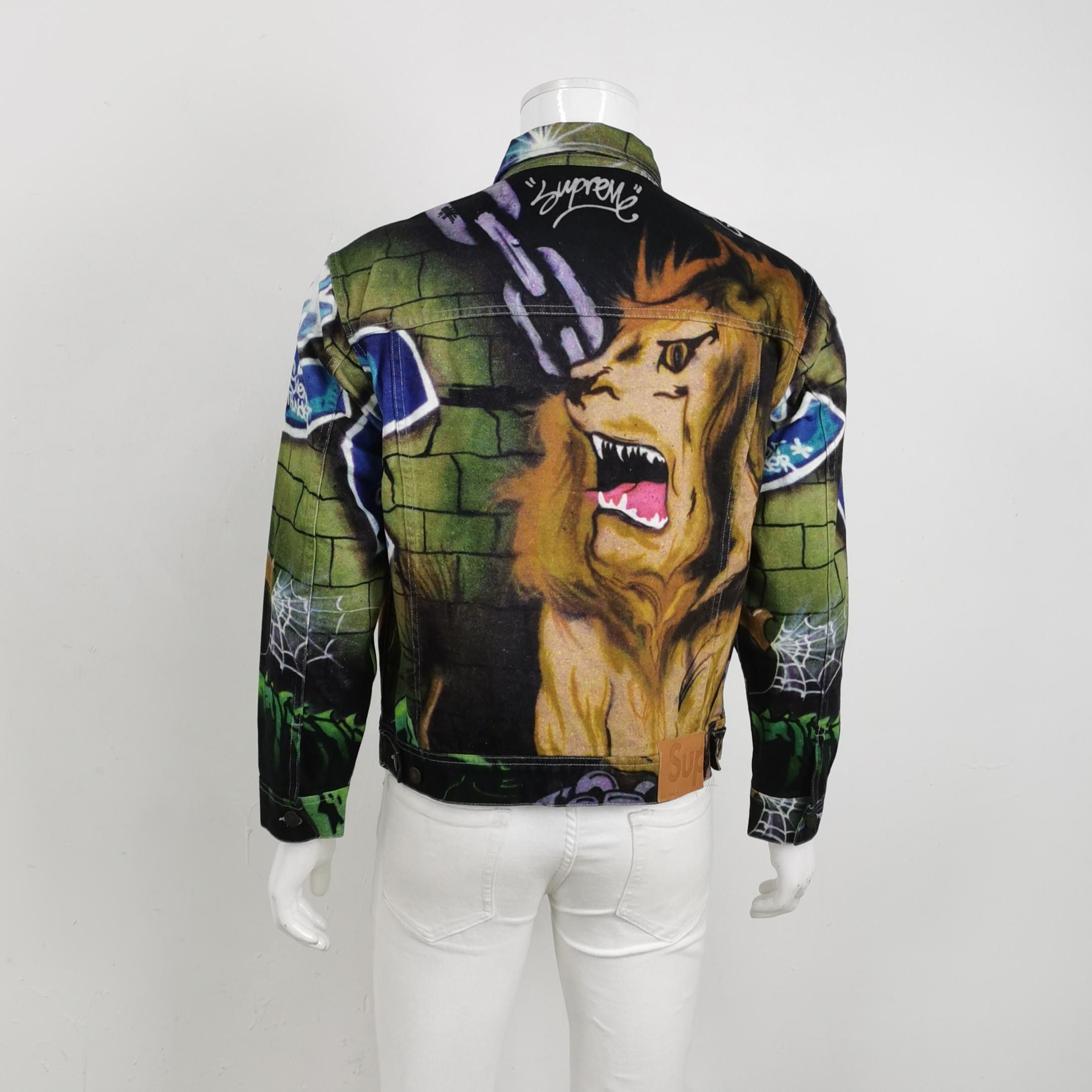 Supreme Supreme Lion Graffiti Jacket Size S Size US S / EU 44-46 / 1 - 3 Thumbnail