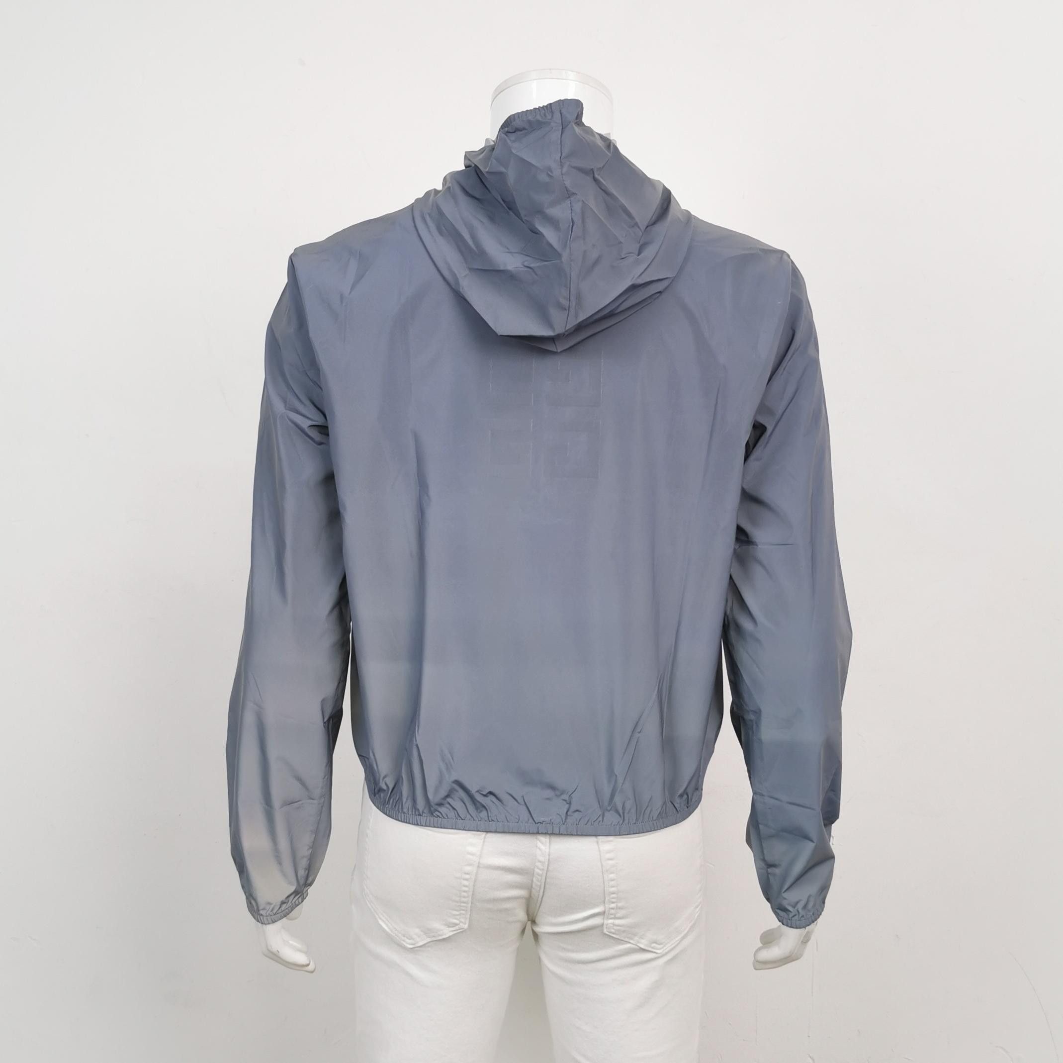 Givenchy Givenchy Logo Hooded Light Jacket Size 48 Size US M / EU 48-50 / 2 - 3 Thumbnail