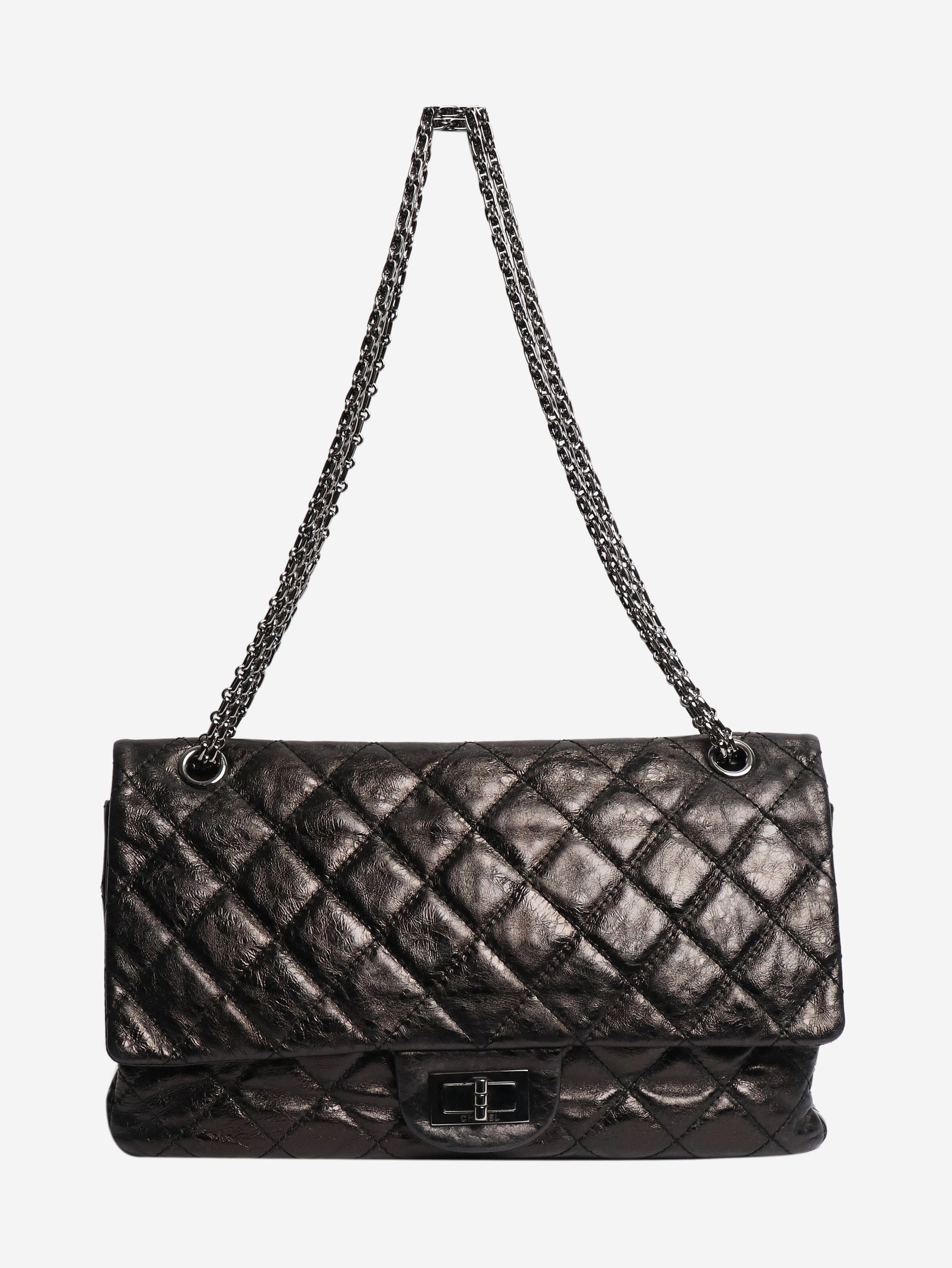 Chanel Black 2006 2.55 black lambskin quilted shoulder bag Size ONE SIZE - 2 Thumbnail