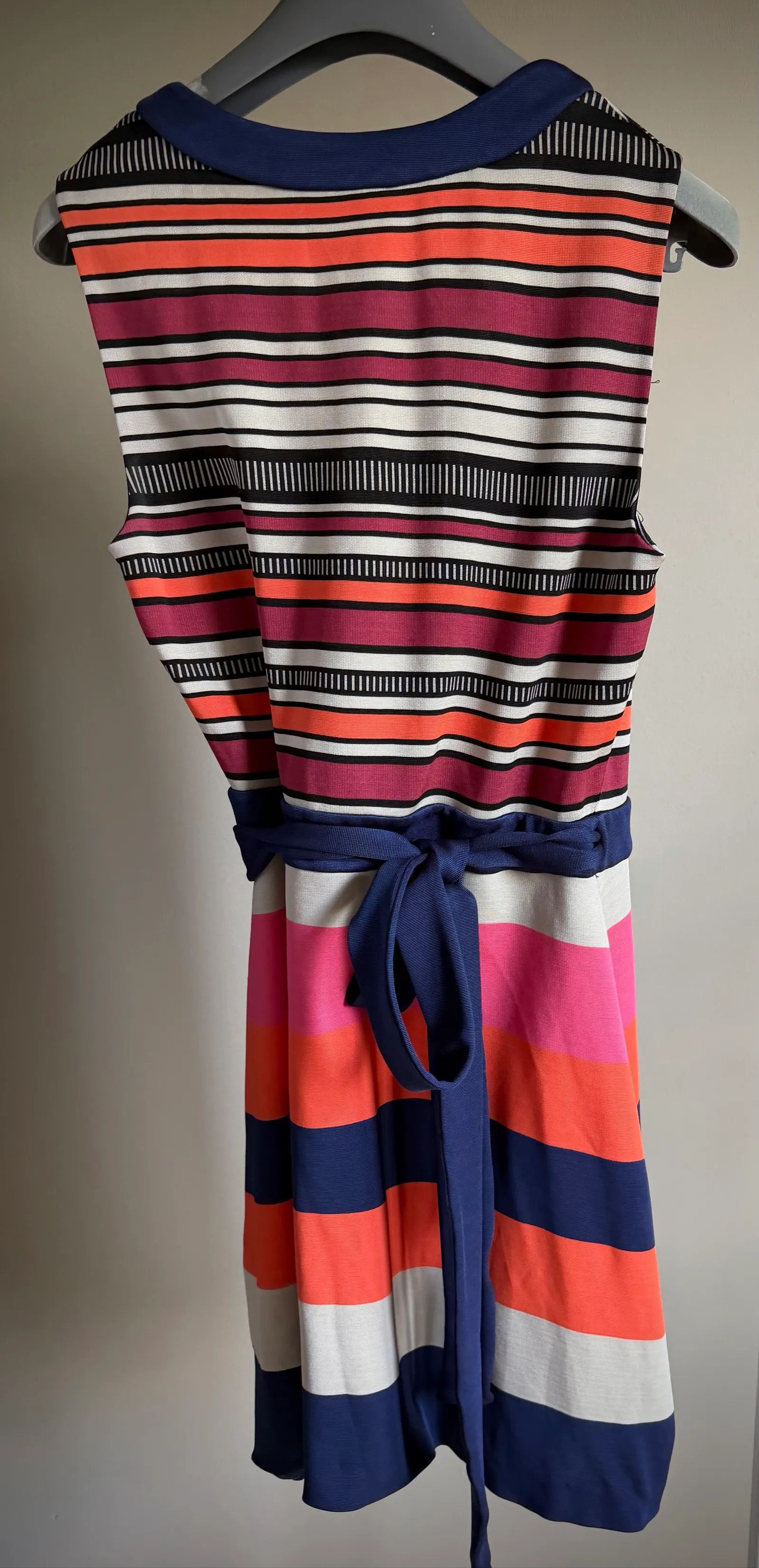 Diane von Furstenberg Diane von Furstenberg Dress Size S / US 4 / IT 40 - 4 Thumbnail