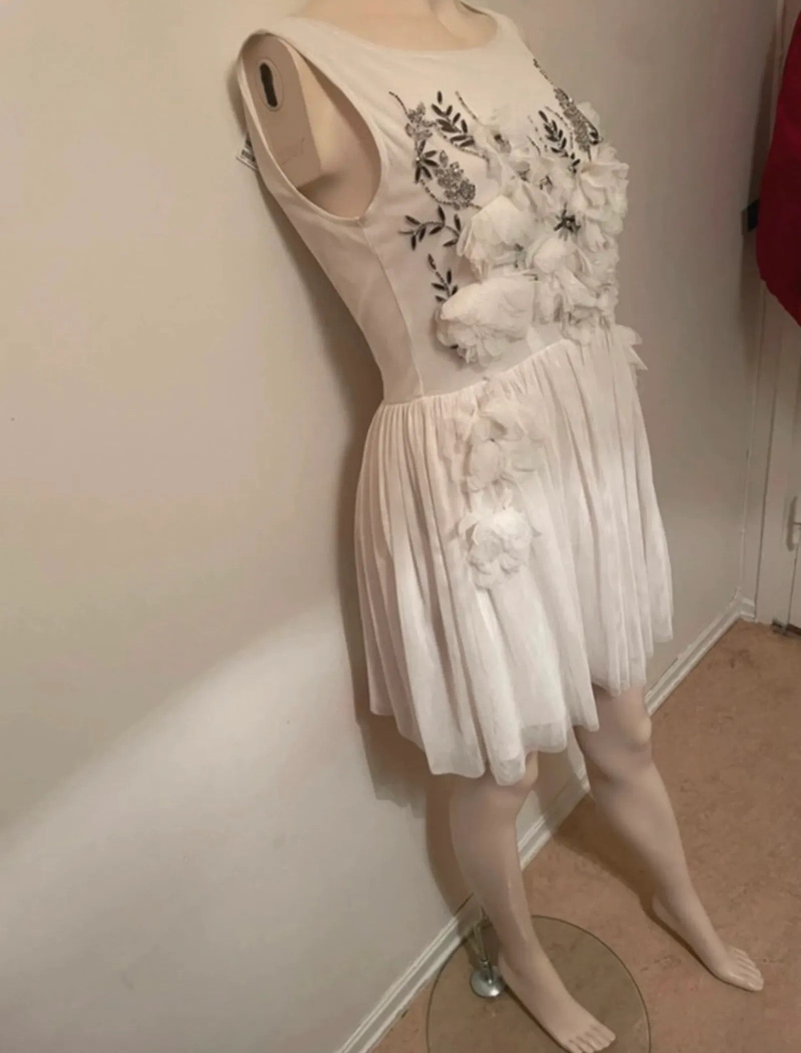 H&M H&M Dress Size XS / US 0-2 / IT 36-38 - 2 Thumbnail