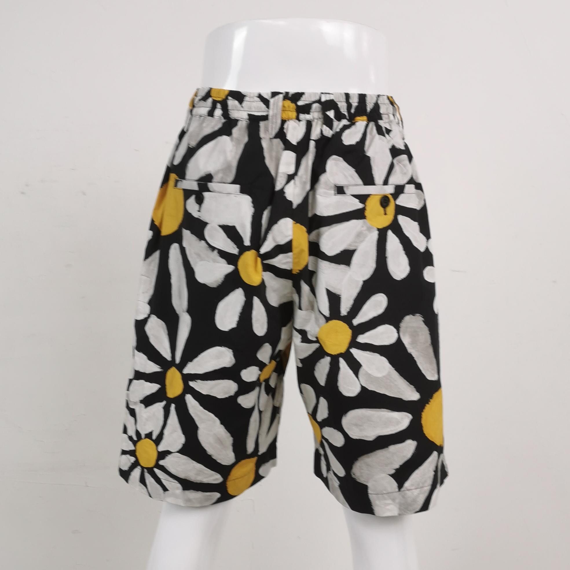 Marni Marni Daisy Print Cotton Shorts Size 46 Size US 30 / EU 46 - 3 Thumbnail
