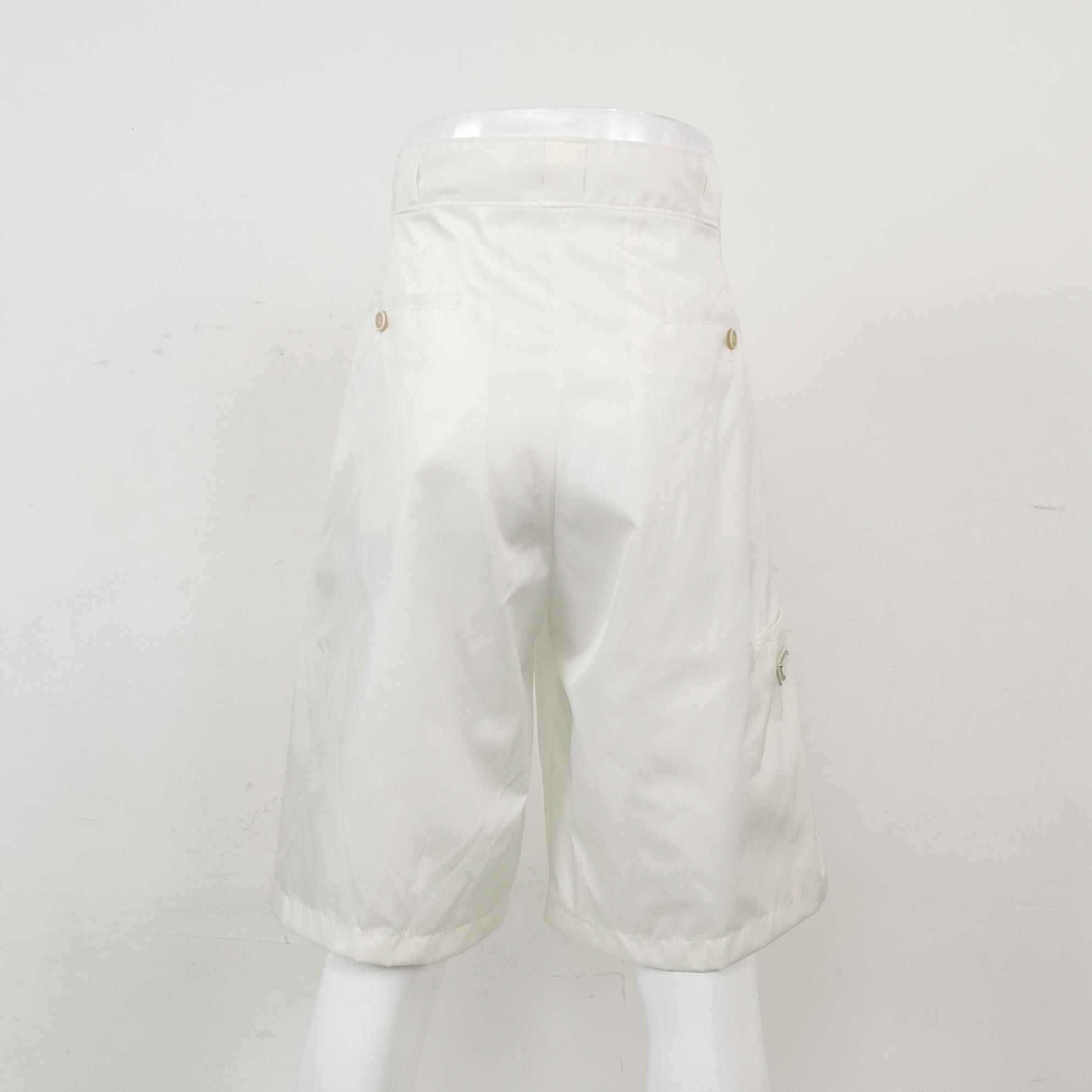 Prada Prada Triangle Logo Re-Nylon Shorts 46 Size US 30 / EU 46 - 3 Thumbnail