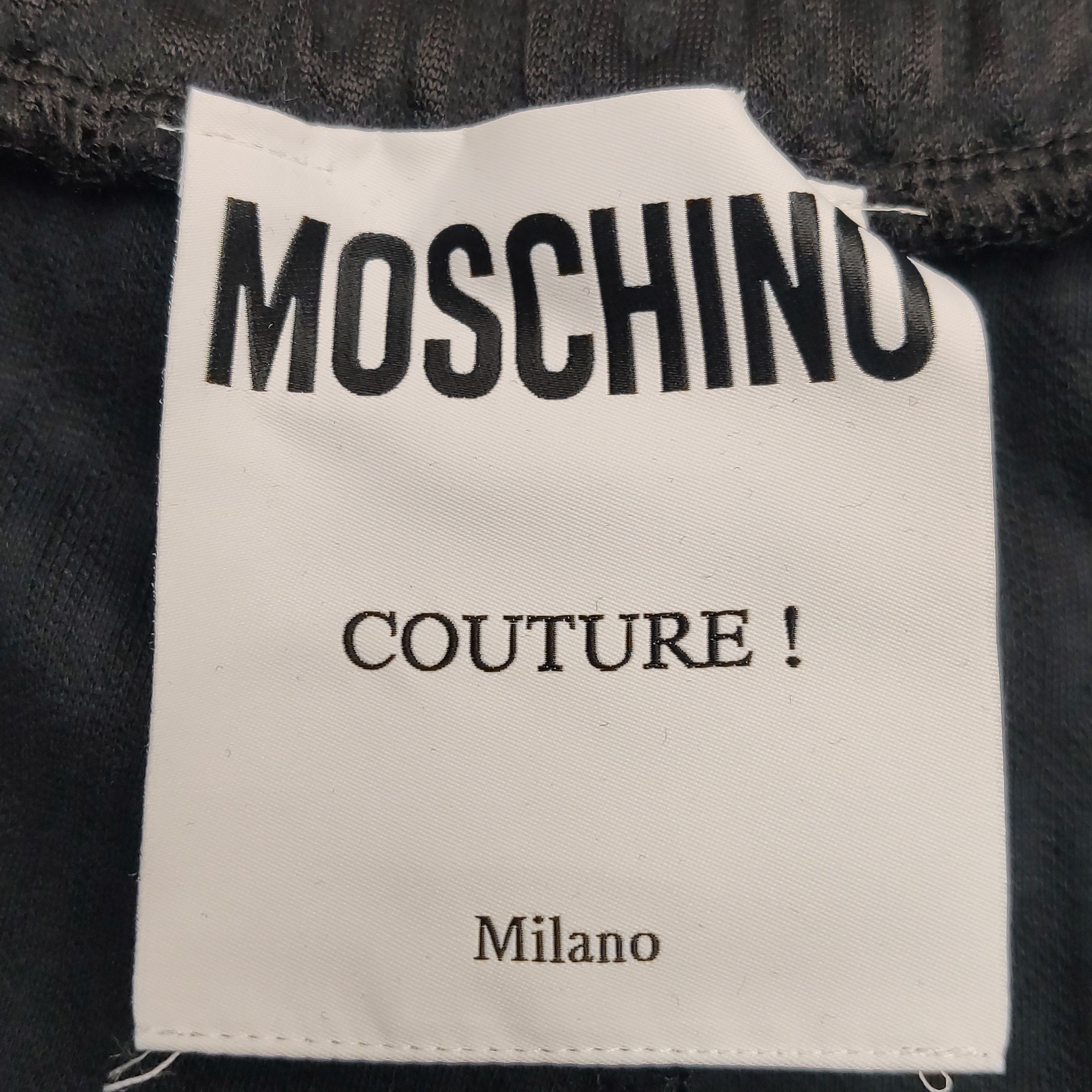 Moschino Moschino Logo Textured Shorts Size 34 Size US 34 / EU 50 - 7 Thumbnail