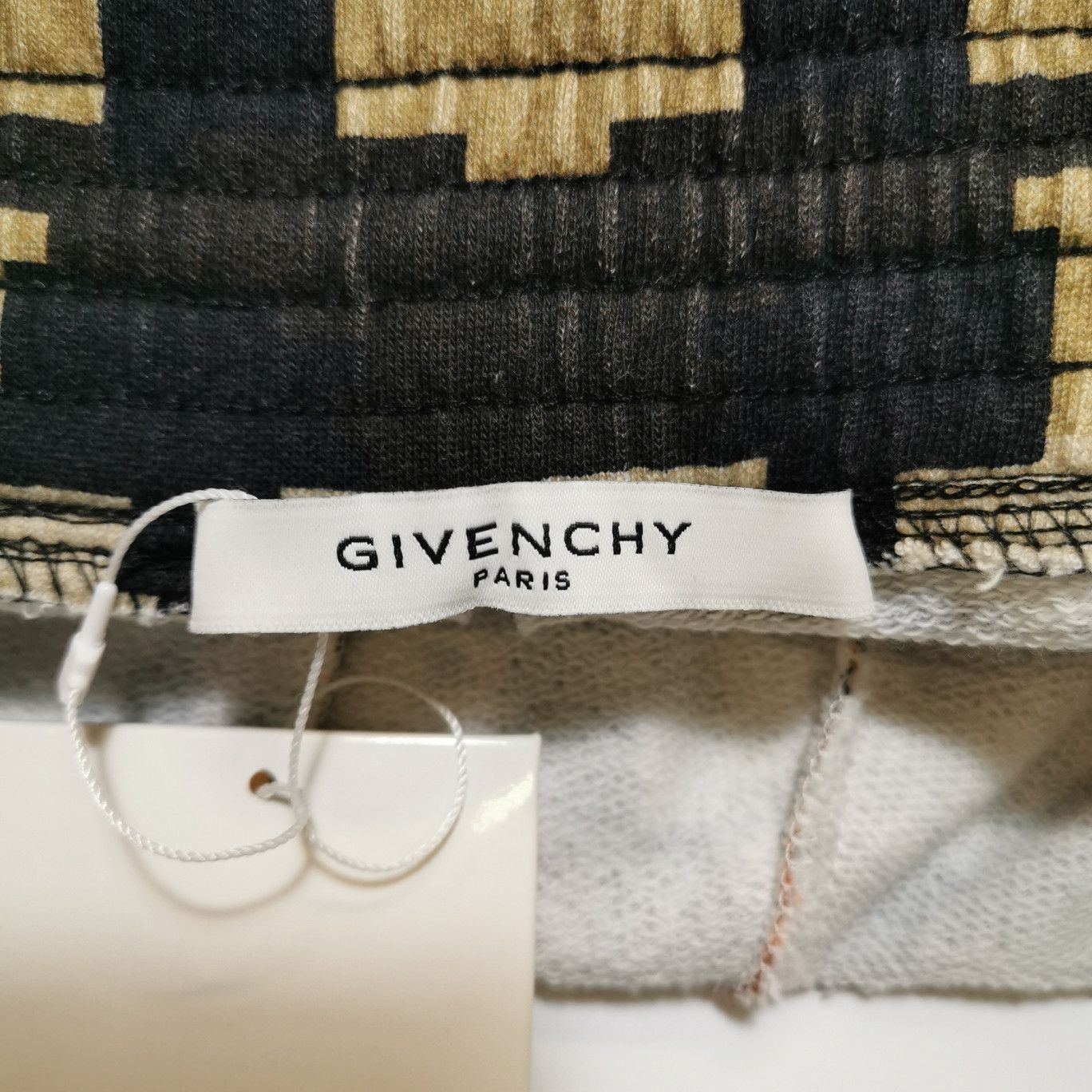Givenchy Givenchy Digital Camo Cotton Shorts XS Size US 28 / EU 44 - 7 Thumbnail