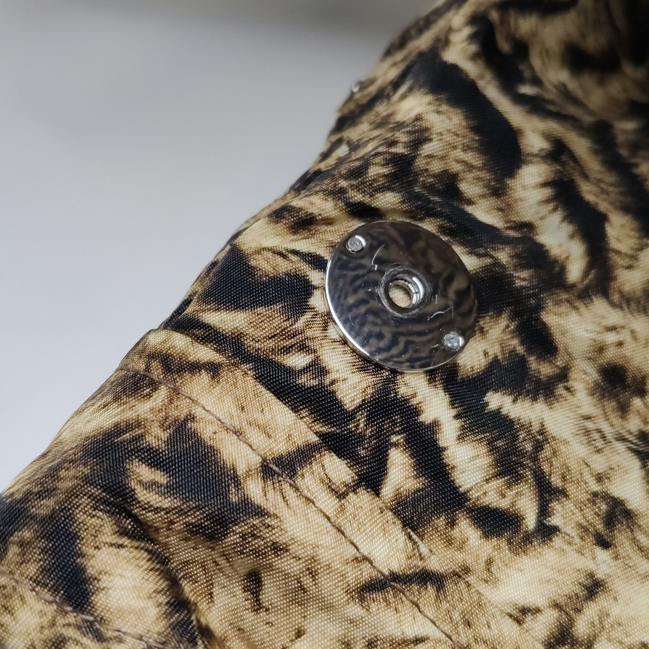 Burberry Burberry Tiger Print Kingdom Patch Shorts 30 Size US 30 / EU 46 - 10 Thumbnail