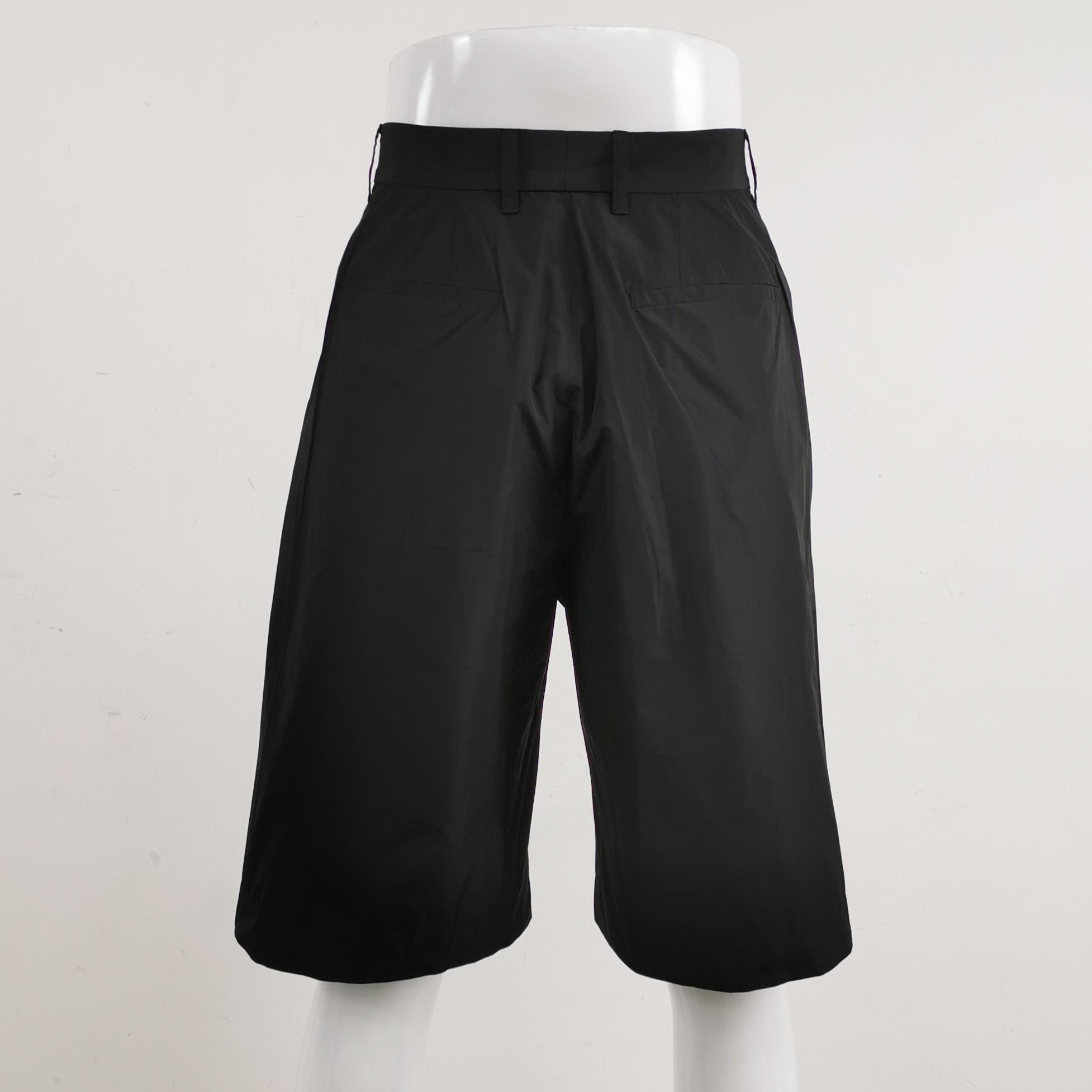 Salvatore Ferragamo Salvatore Ferragamo Black Shorts Size 46 Size US 30 / EU 46 - 3 Thumbnail