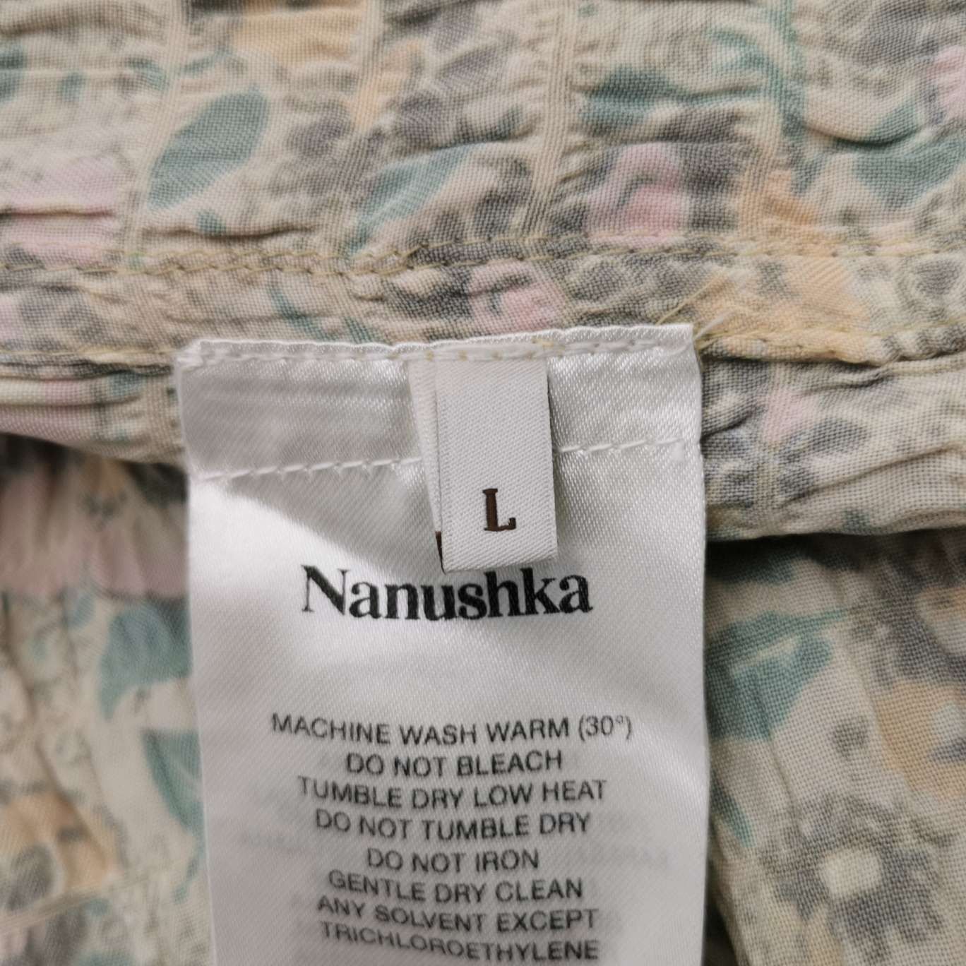 Nanushka Nanushka Floral Print Viscose Shorts Size L Size US 34 / EU 50 - 8 Thumbnail