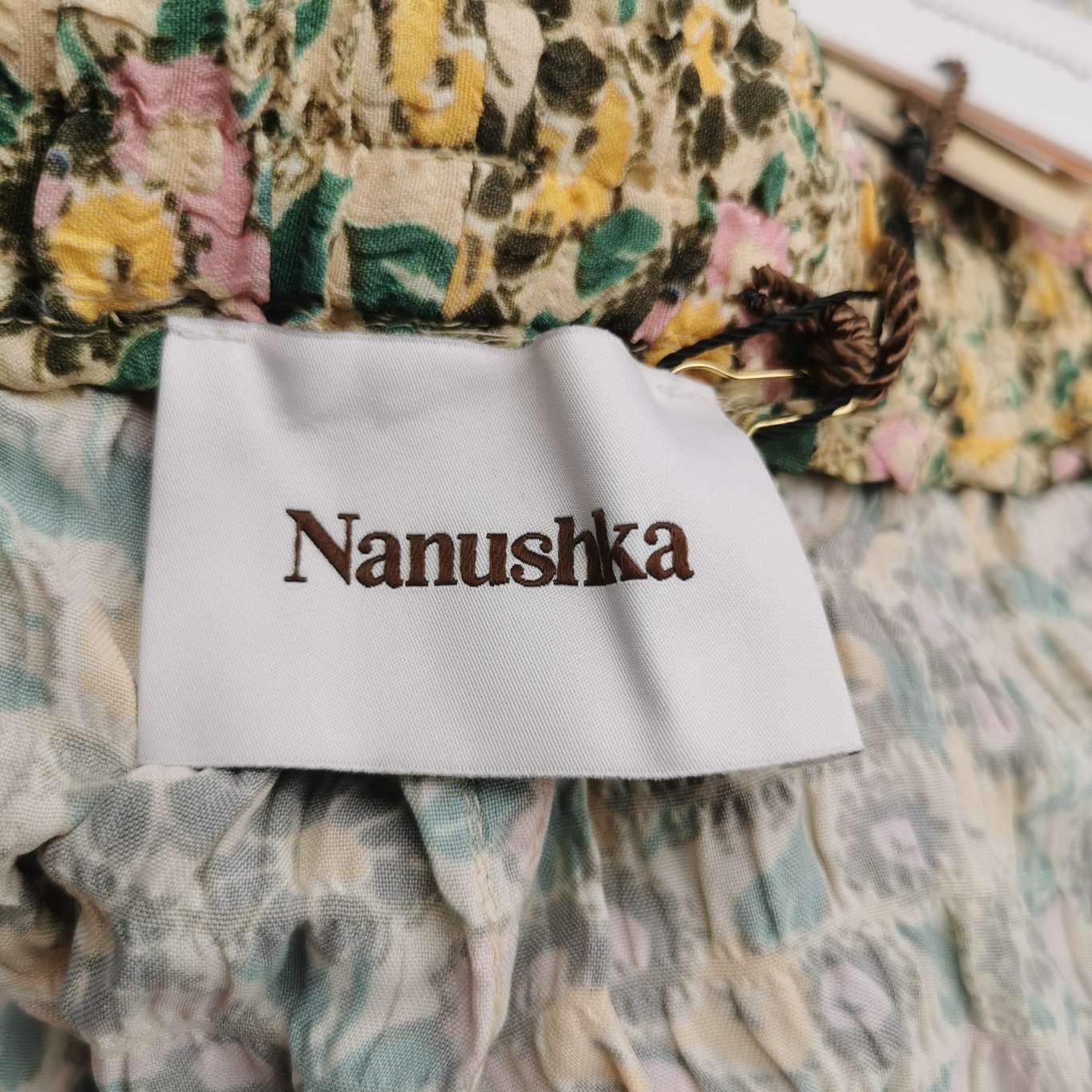 Nanushka Nanushka Floral Print Viscose Shorts Size L Size US 34 / EU 50 - 6 Thumbnail