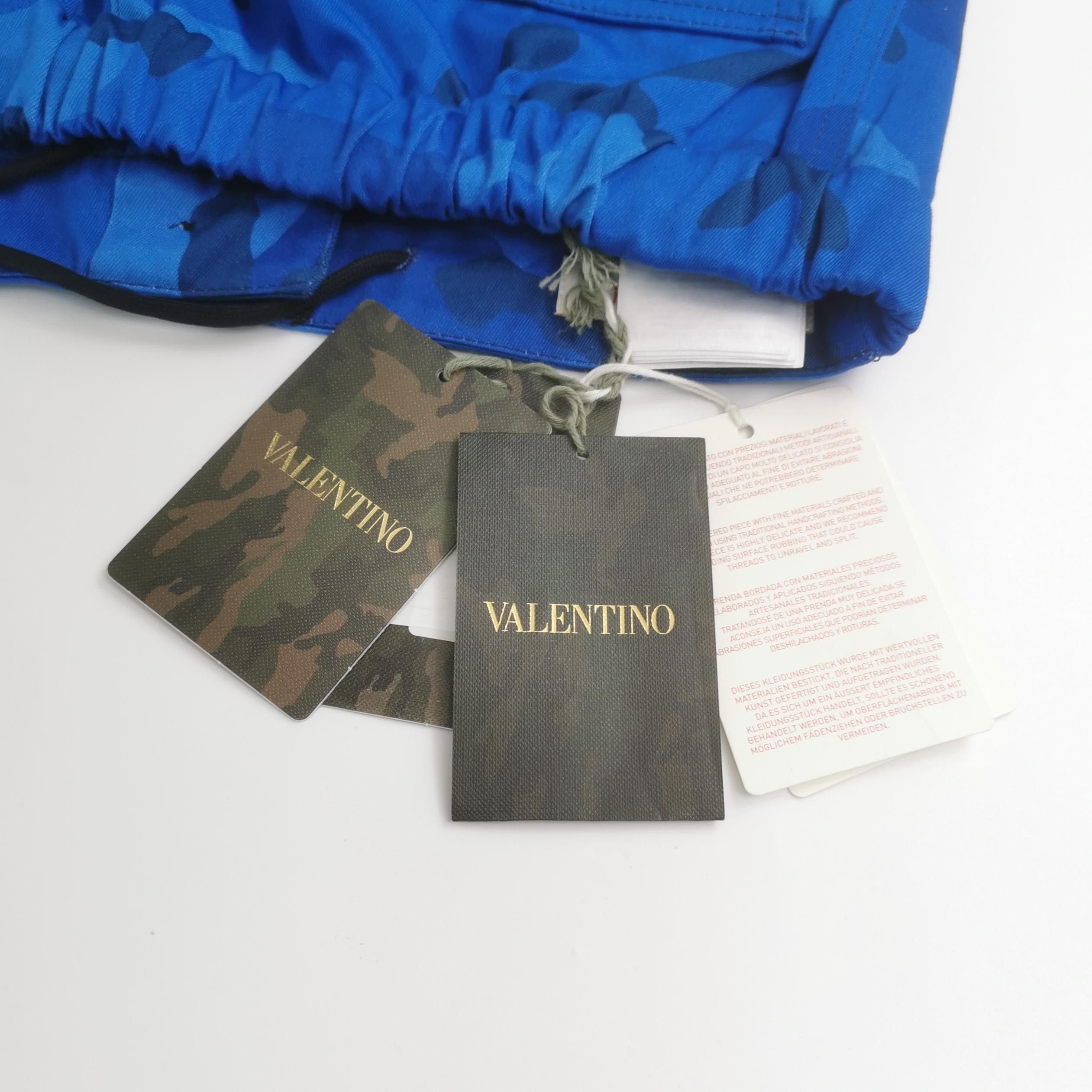 Valentino Valentino Blue Camo Cargo Shorts 48 Size US 32 / EU 48 - 5 Thumbnail