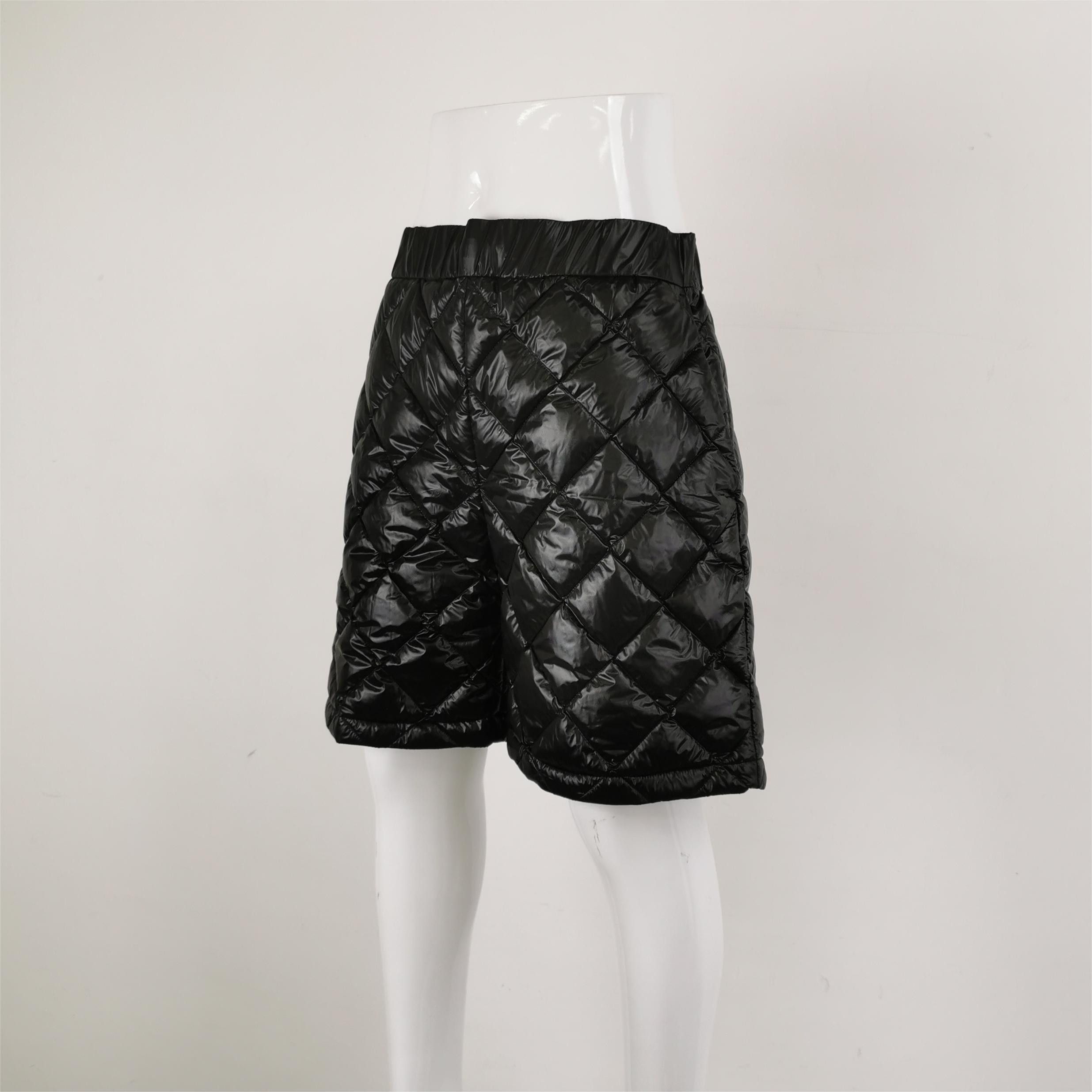 Burberry Burberry Quilted Puffer Shorts S Size US 30 / EU 46 - 3 Thumbnail