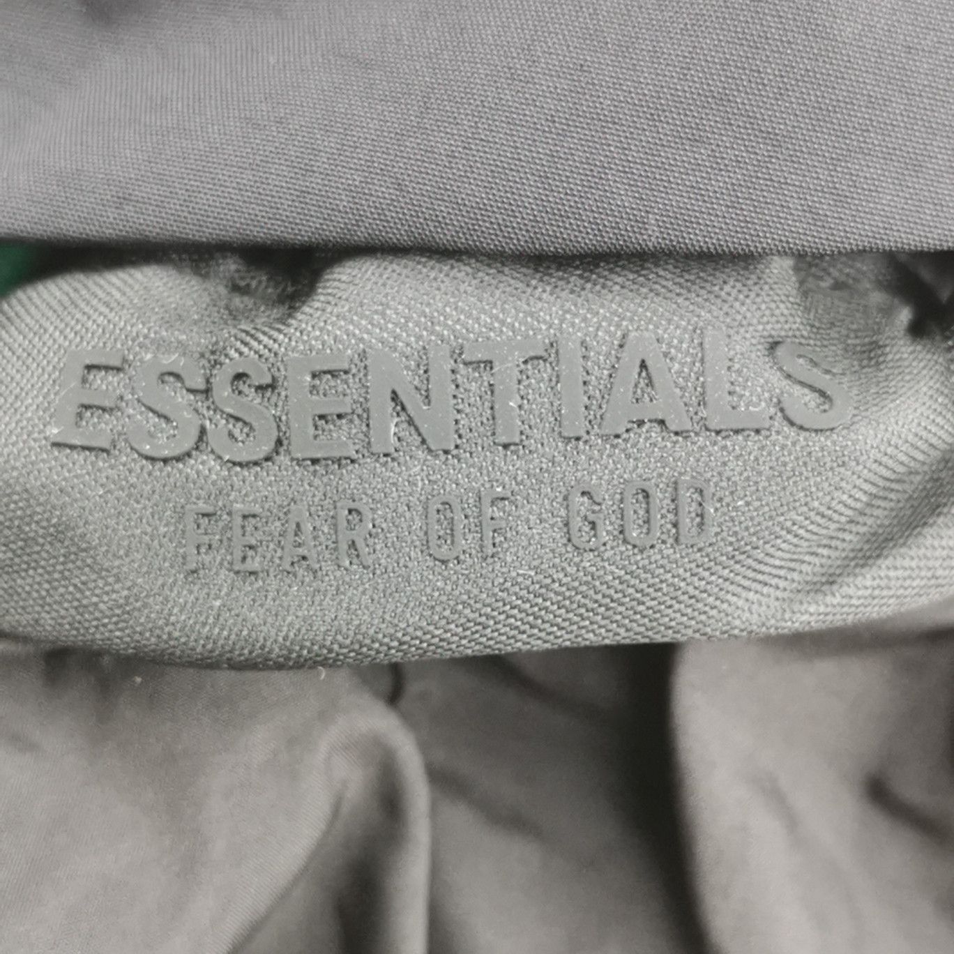 FOG Fear of God Essentials Logo Nylon Shorts Size S Size US 30 / EU 46 - 6 Thumbnail