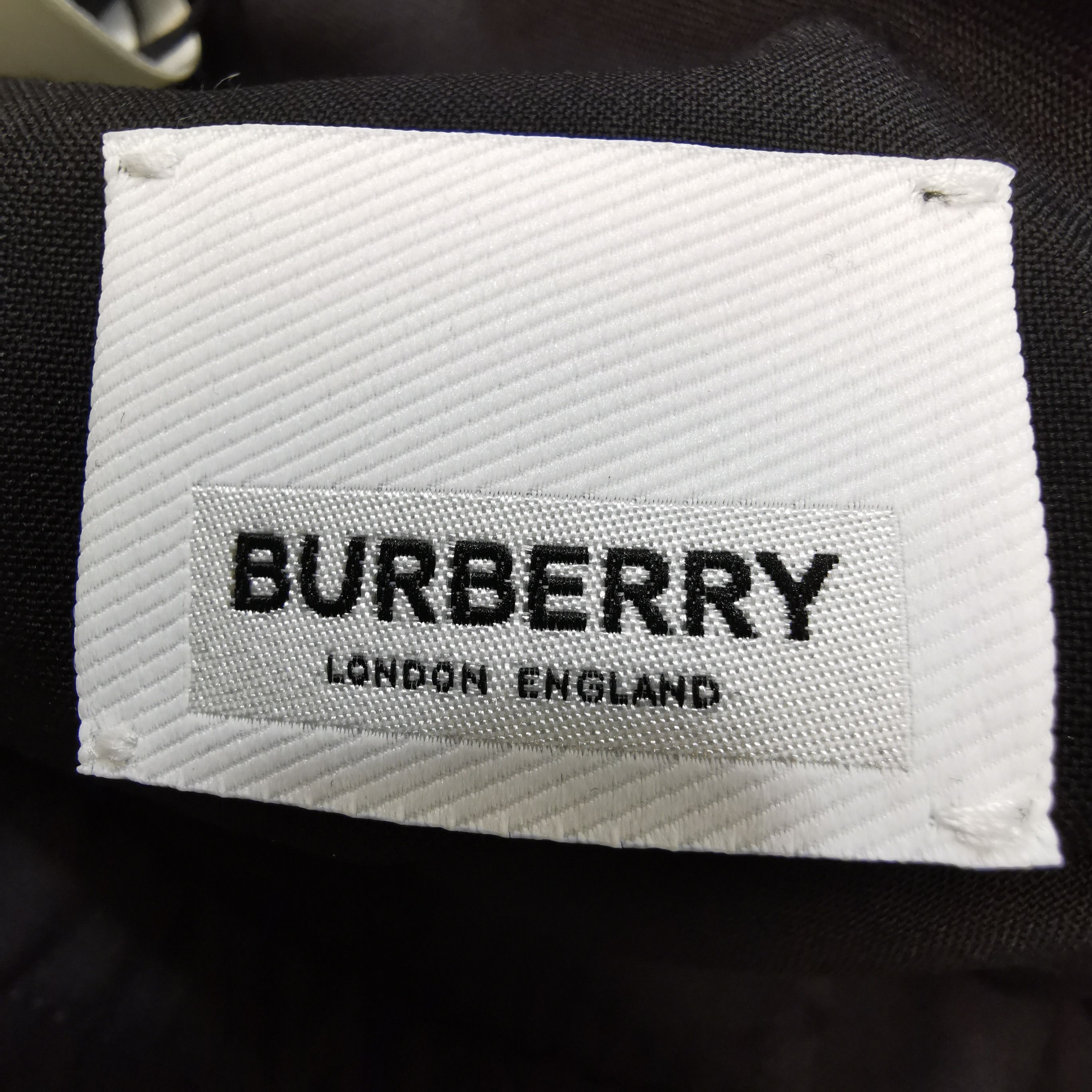 Burberry Burberry TB Logo Wool Cargo Shorts Size 52 Size US 36 / EU 52 - 6 Thumbnail